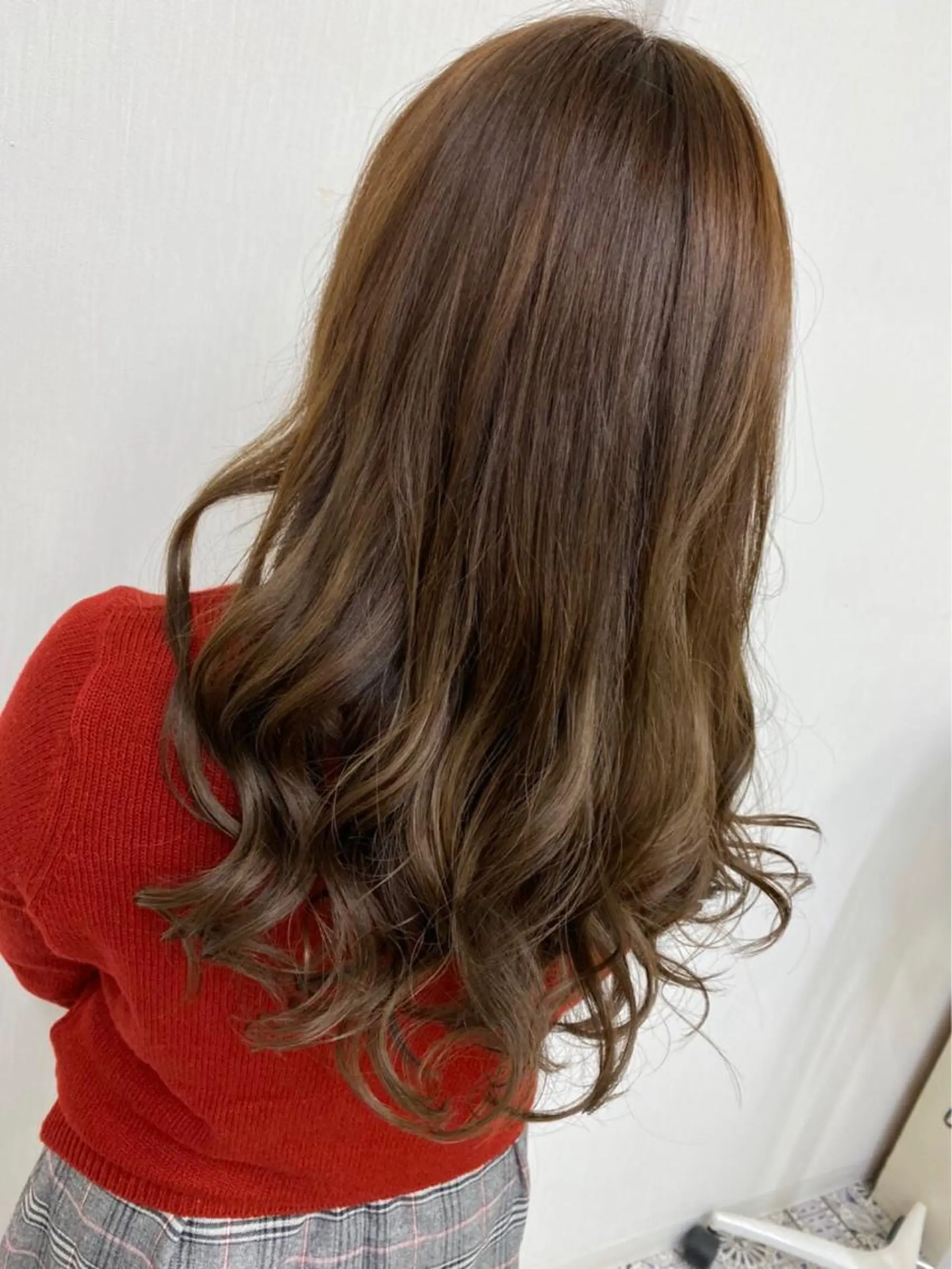 セミロング カラー ブルーム プレミアムのヘアスタイル