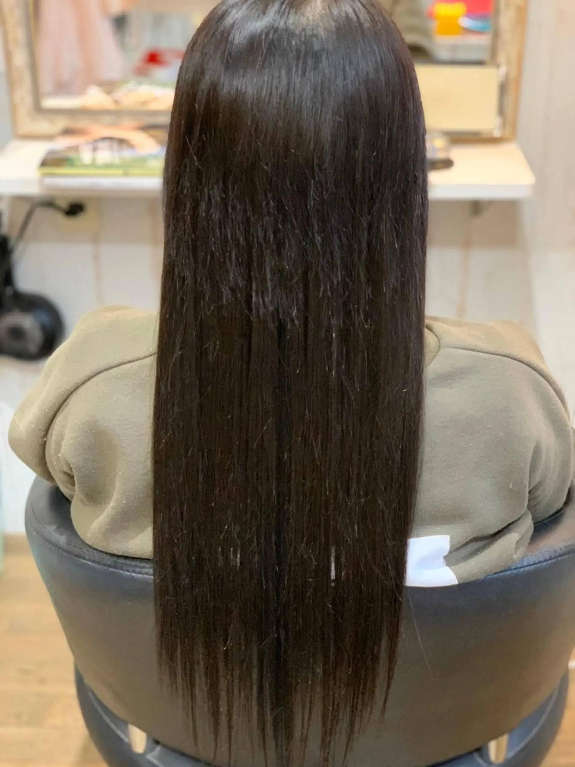 ロング カラー パーマ ヘアアレンジ チビ編み込みエクステ シールエクステのヘアスタイル