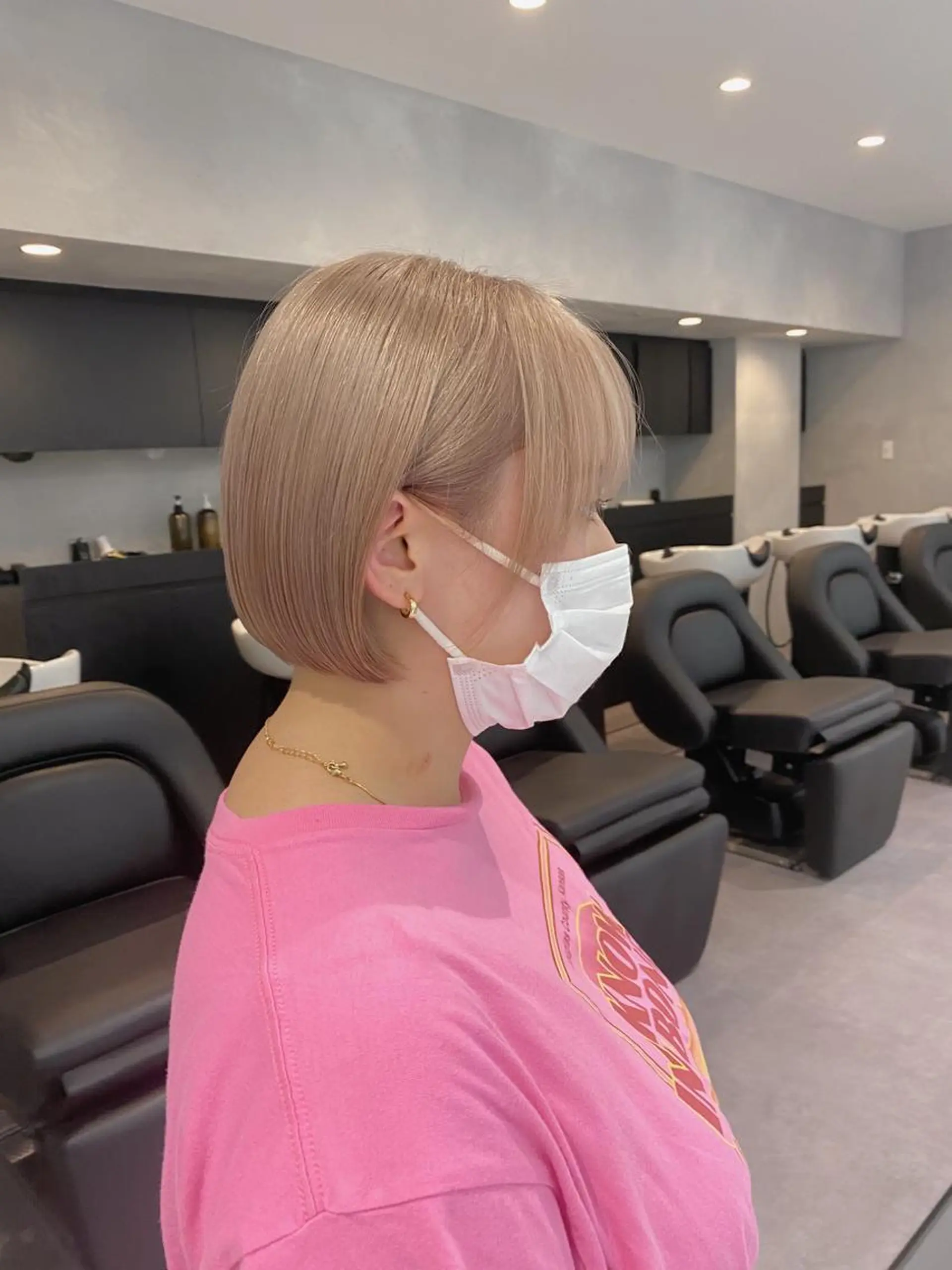 ショート カラー ブロンド ボブ ヘアカラー トリートメント 鈴木/ニュアンス パーマ/メンズのヘアスタイル