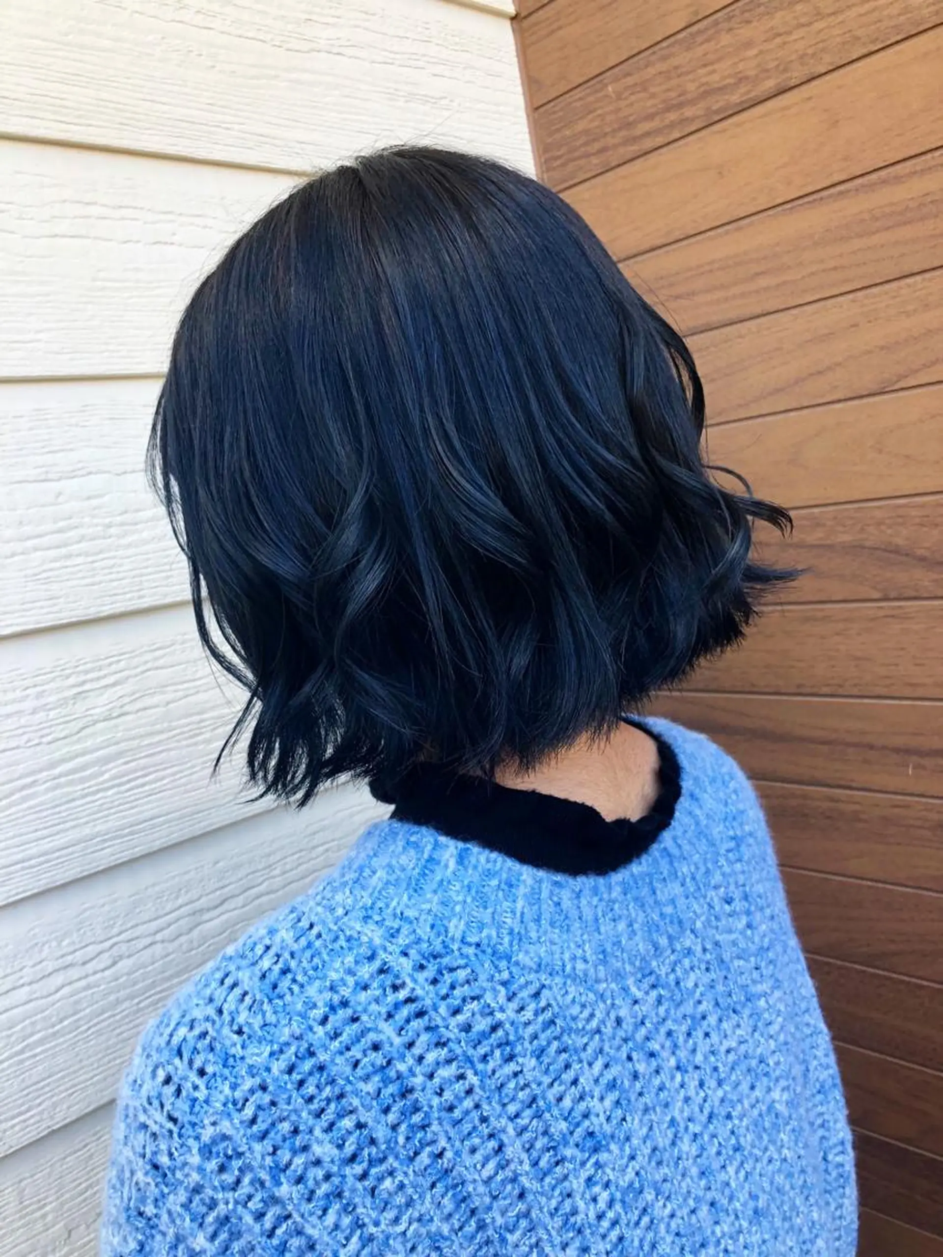 ショート カラー 黒髪 ブルーカラー ブルーブラック ボブ ayumi ／透明感カラーのヘアスタイル