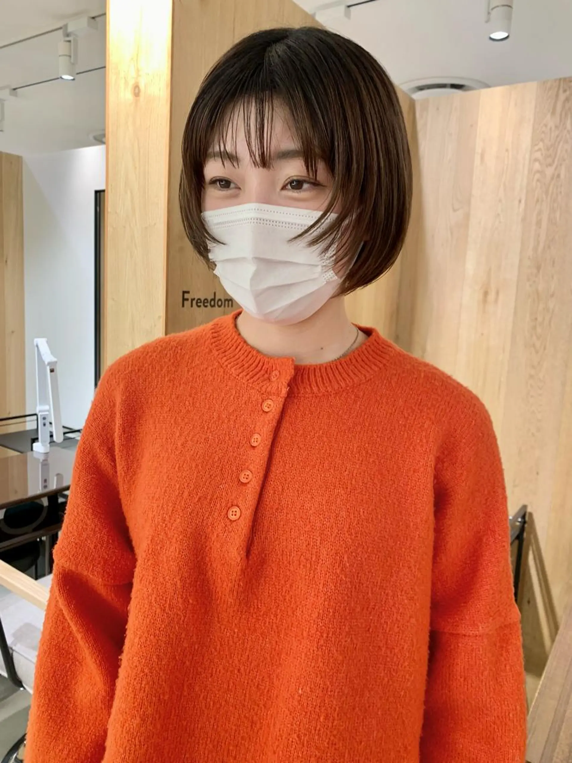 ショート カット トリートメント SAKINO． ベージュカラーのヘアスタイル
