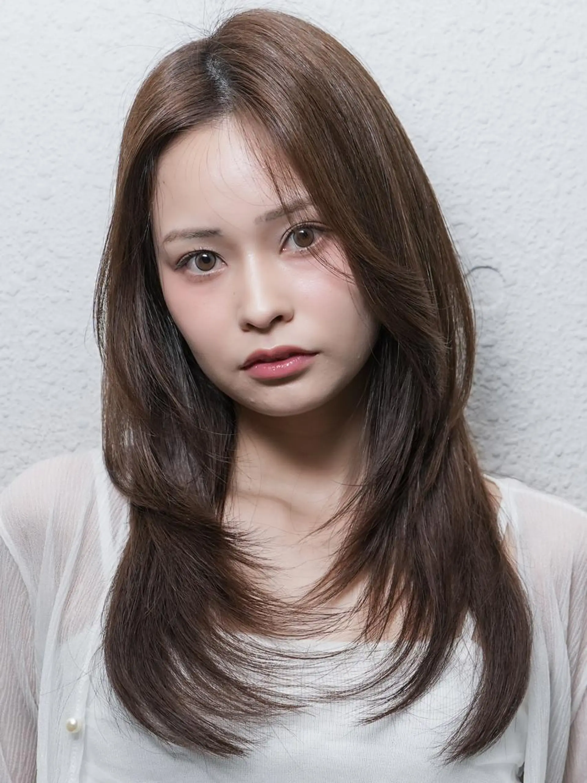 ロング カラー ショートボブ バレイヤージュ ベージュカラー 黒髪 ブリーチ カット トリートメント ili 梅田のヘアスタイル