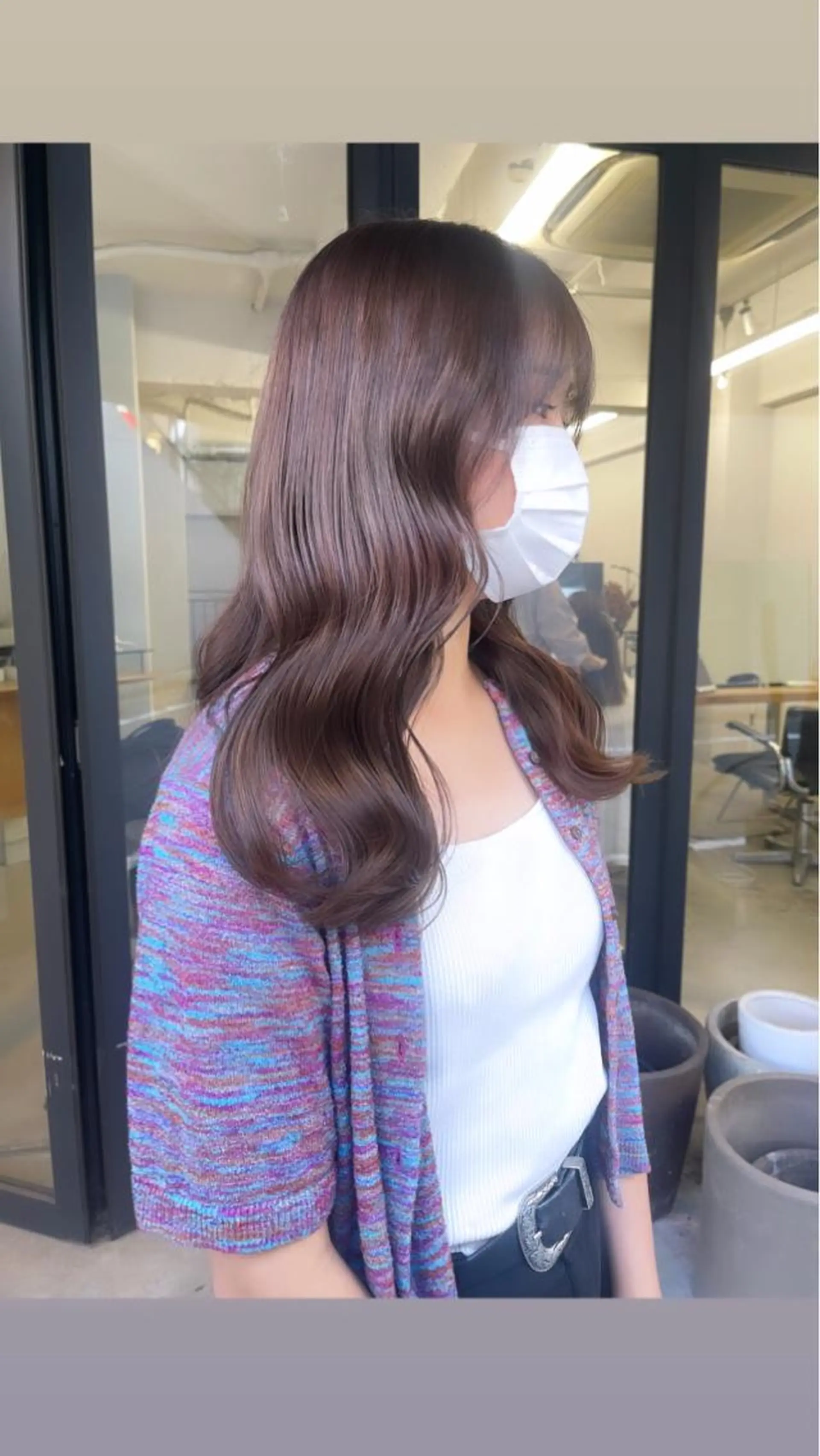 セミロング カラー アッシュ アッシュブラウン ブリーチ ブラウンカラー ブリーチなしカラー 渋谷ケアブリーチ Suuのヘアスタイル