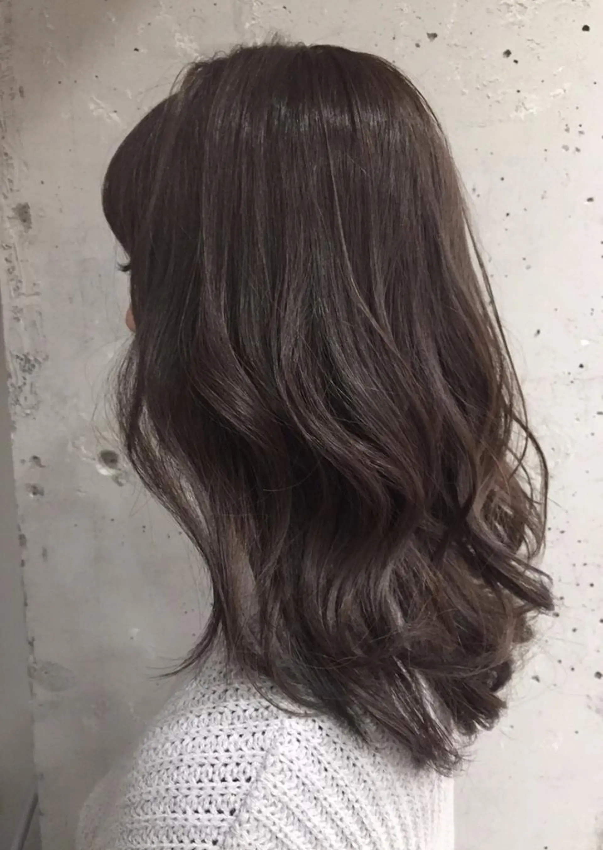 セミロング 稲田 結衣夏のヘアスタイル