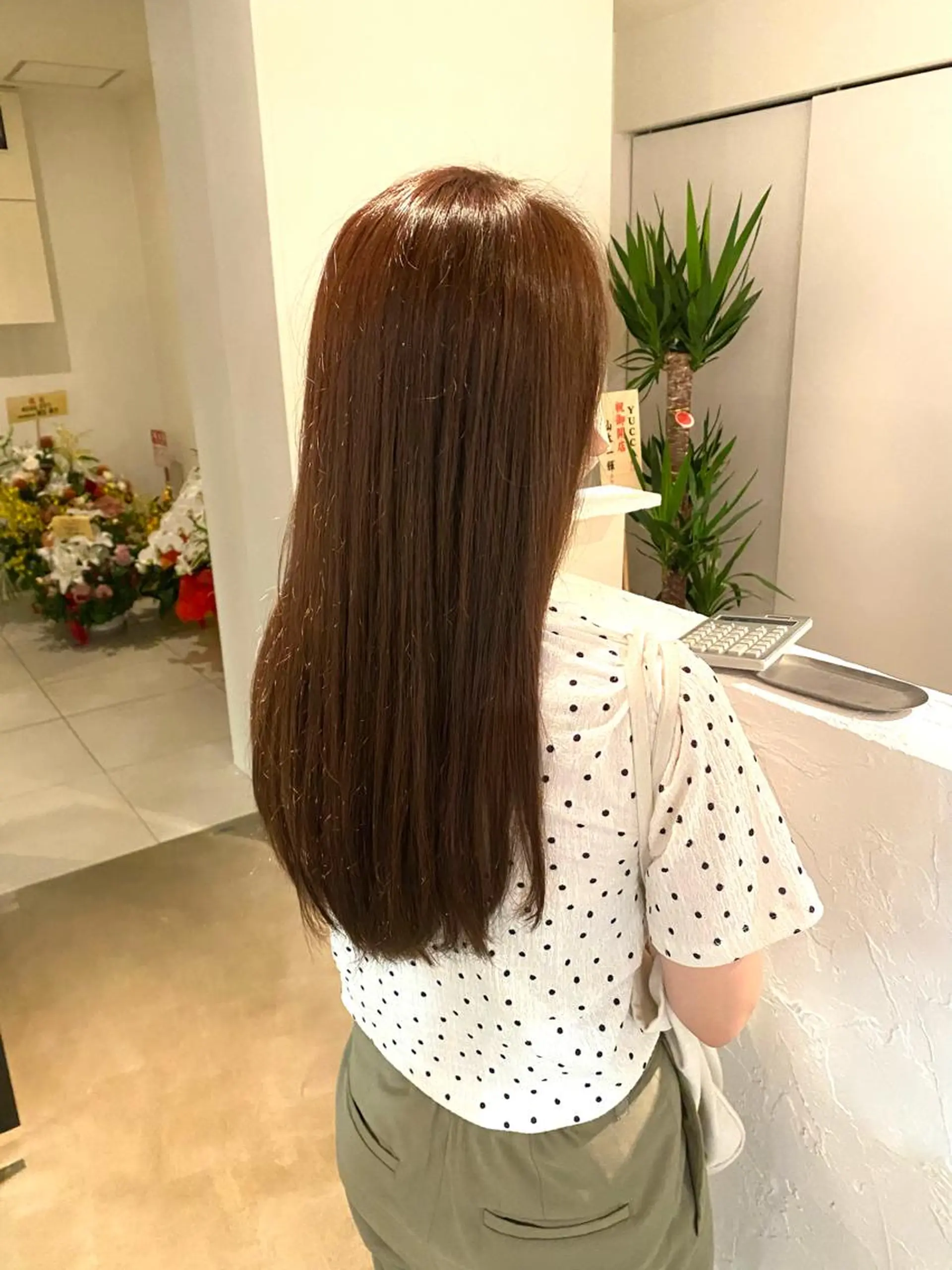 カラー カット トリートメント モエカ -YUCCA-のヘアスタイル