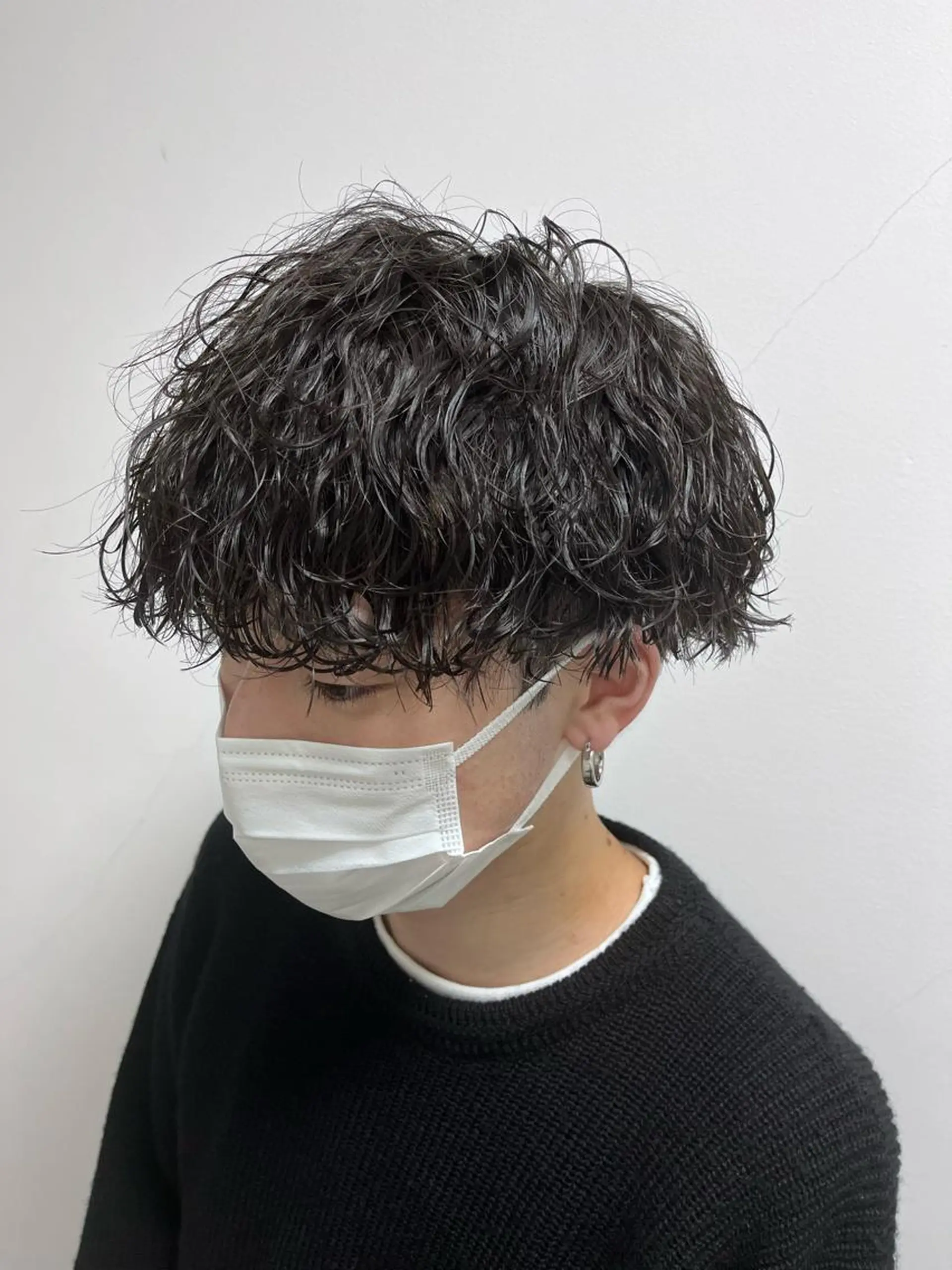 ショート パーマ メンズ メンズパーマ 波巻きパーマ 嵯峨 大地／パーマ／ ハード系／特殊系のヘアスタイル