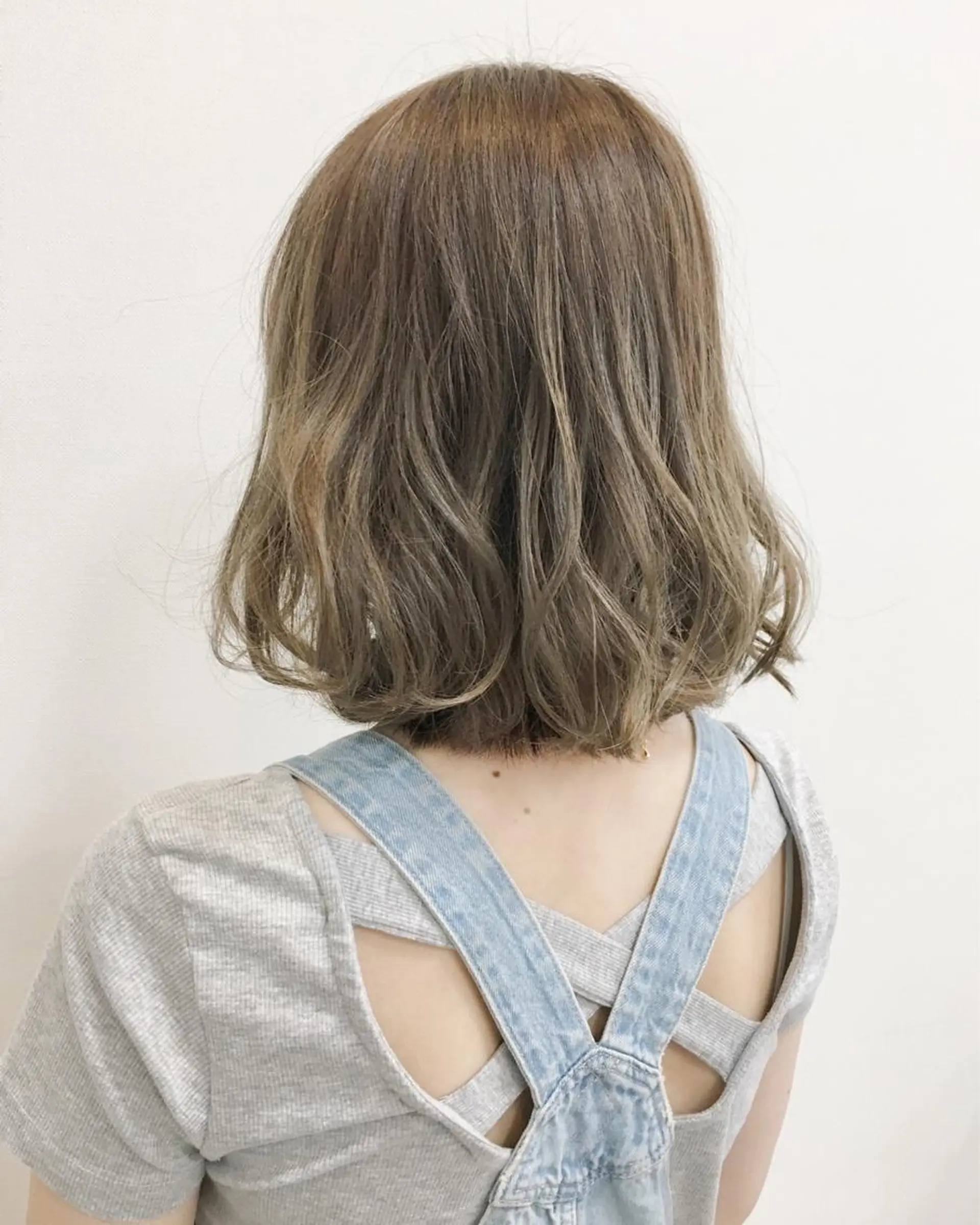 ショート カラー レイヤー×縮毛矯正 深見 拓のヘアスタイル