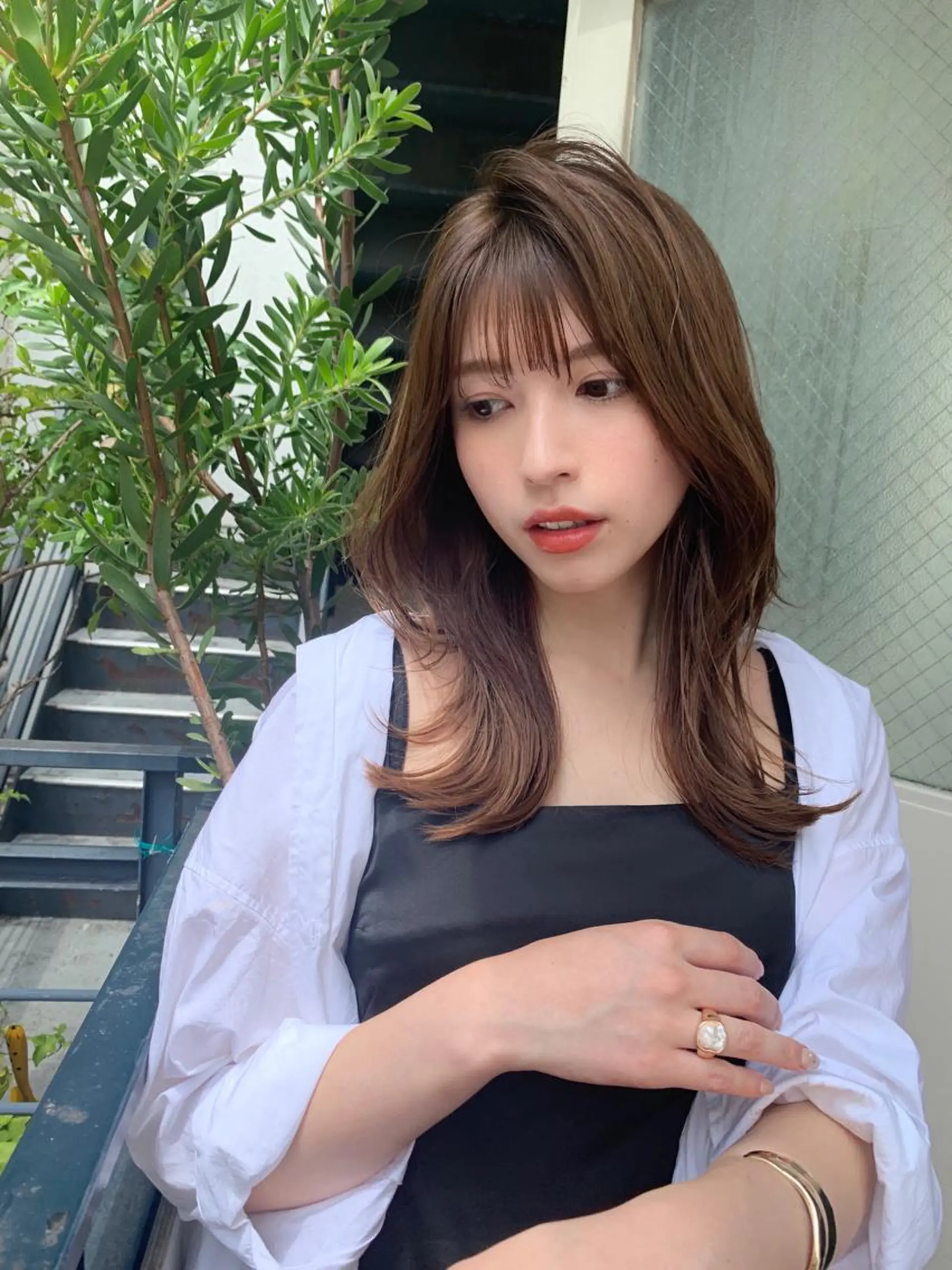 セミロング カラー くびれヘア 須田 ゆかりのヘアスタイル