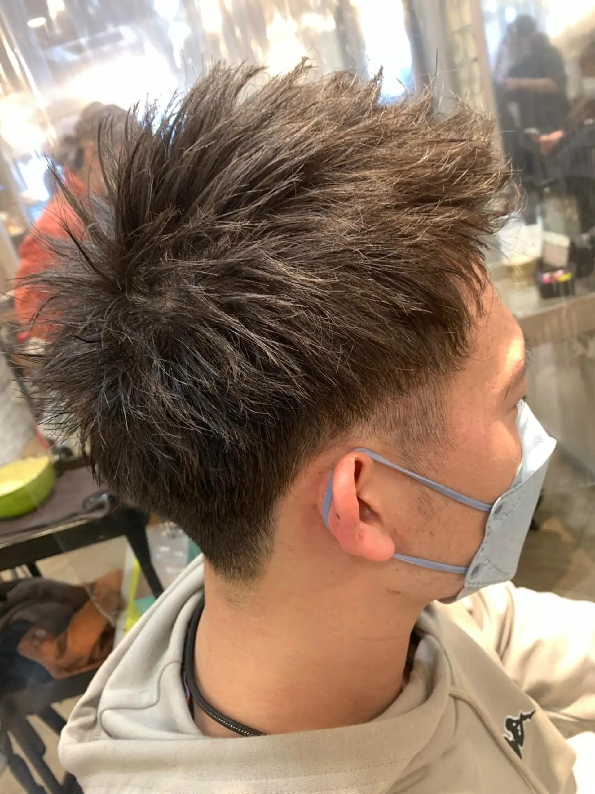 ショート パーマ メンズ coupe ciseauxのヘアスタイル