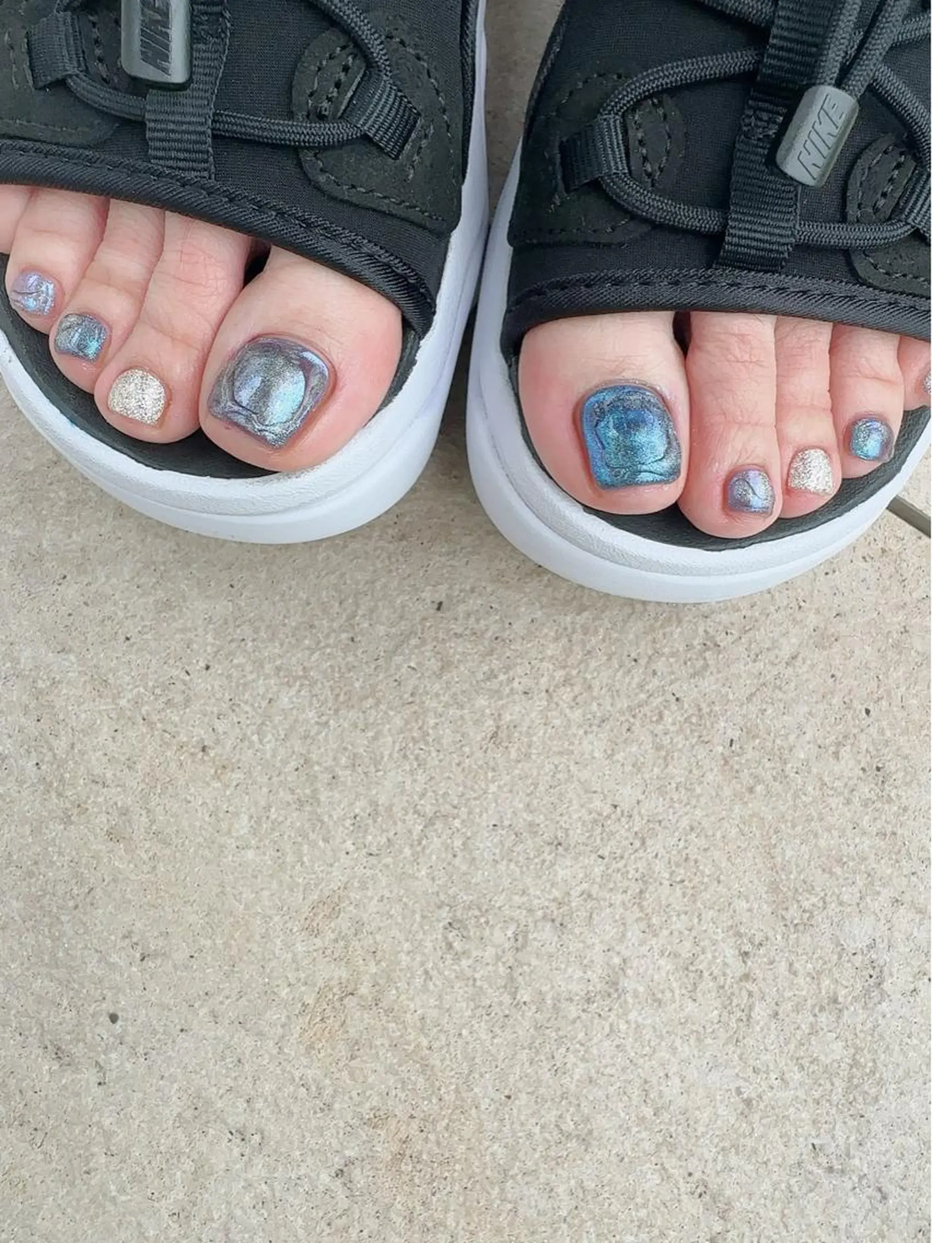 ネイル オーロラネイル フットネイル 氷ネイル・うるうるネイル 韓国ネイル マグネットネイル 🪞KAPE NAIL 🪞のネイルデザイン