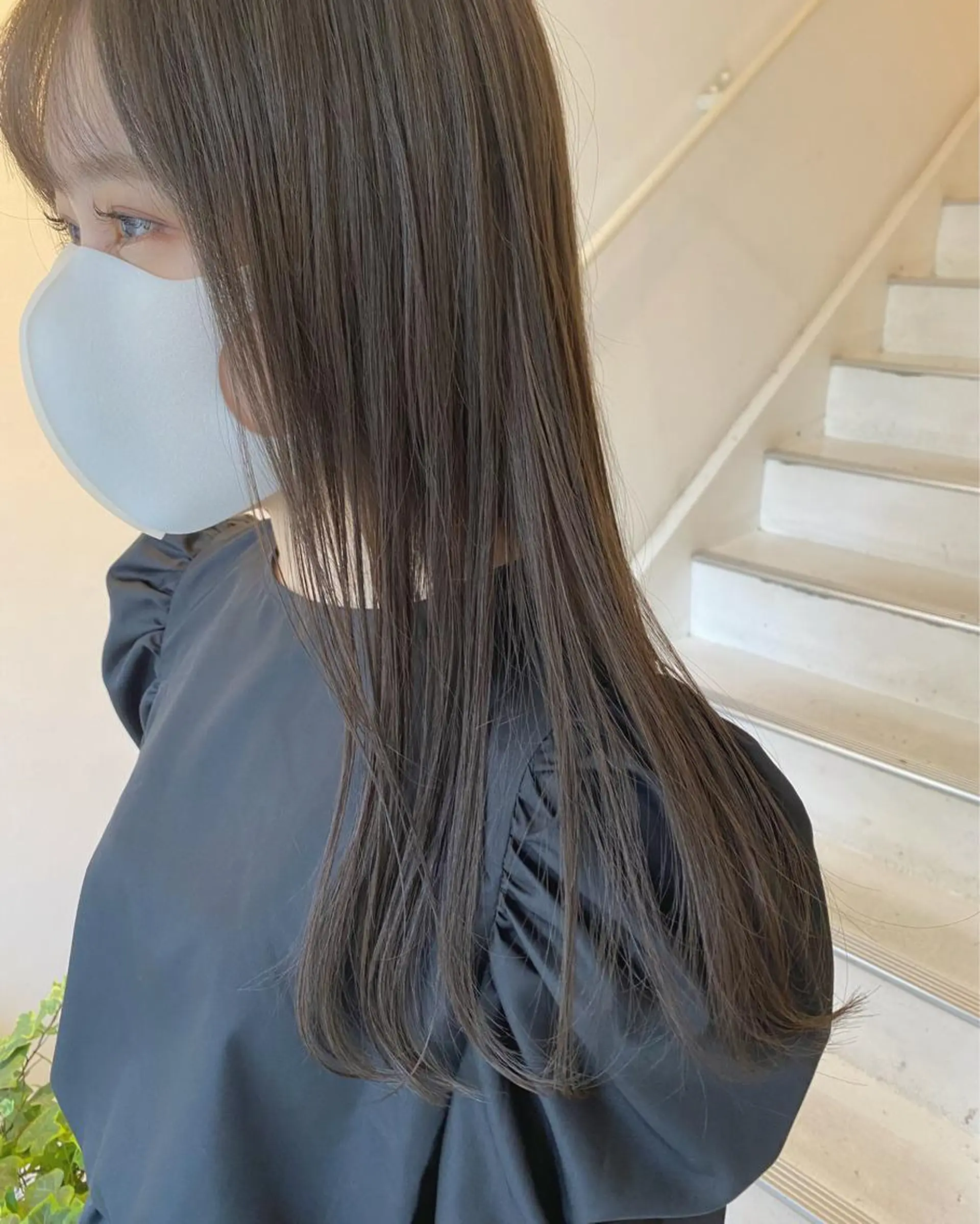 ロング カラー ヘアアレンジ ベージュカラー オリーブベージュ トリートメント みやけ ひなのヘアスタイル