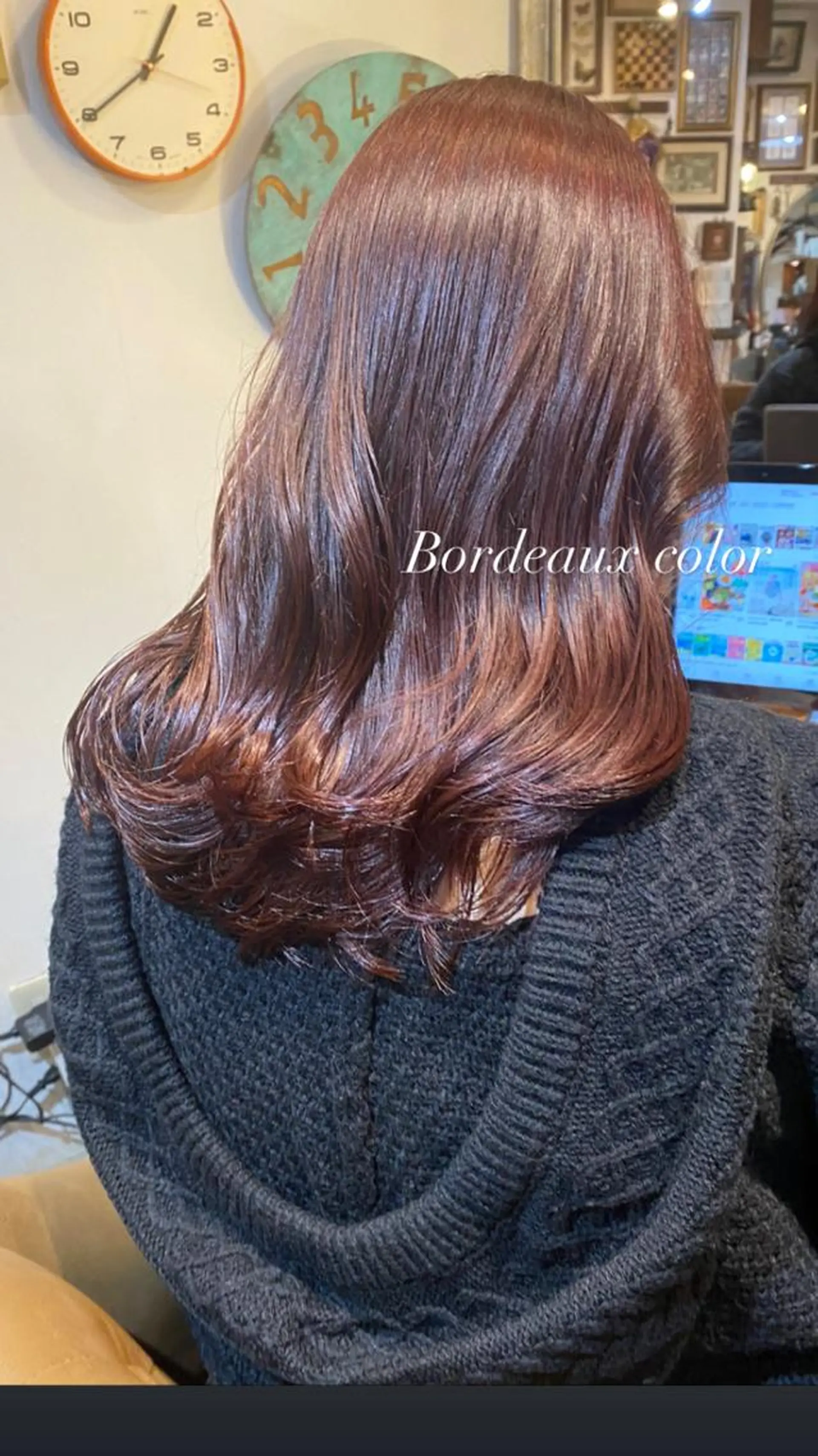 ミディアム カラー AYANO ／レイヤー／オリーブのヘアスタイル