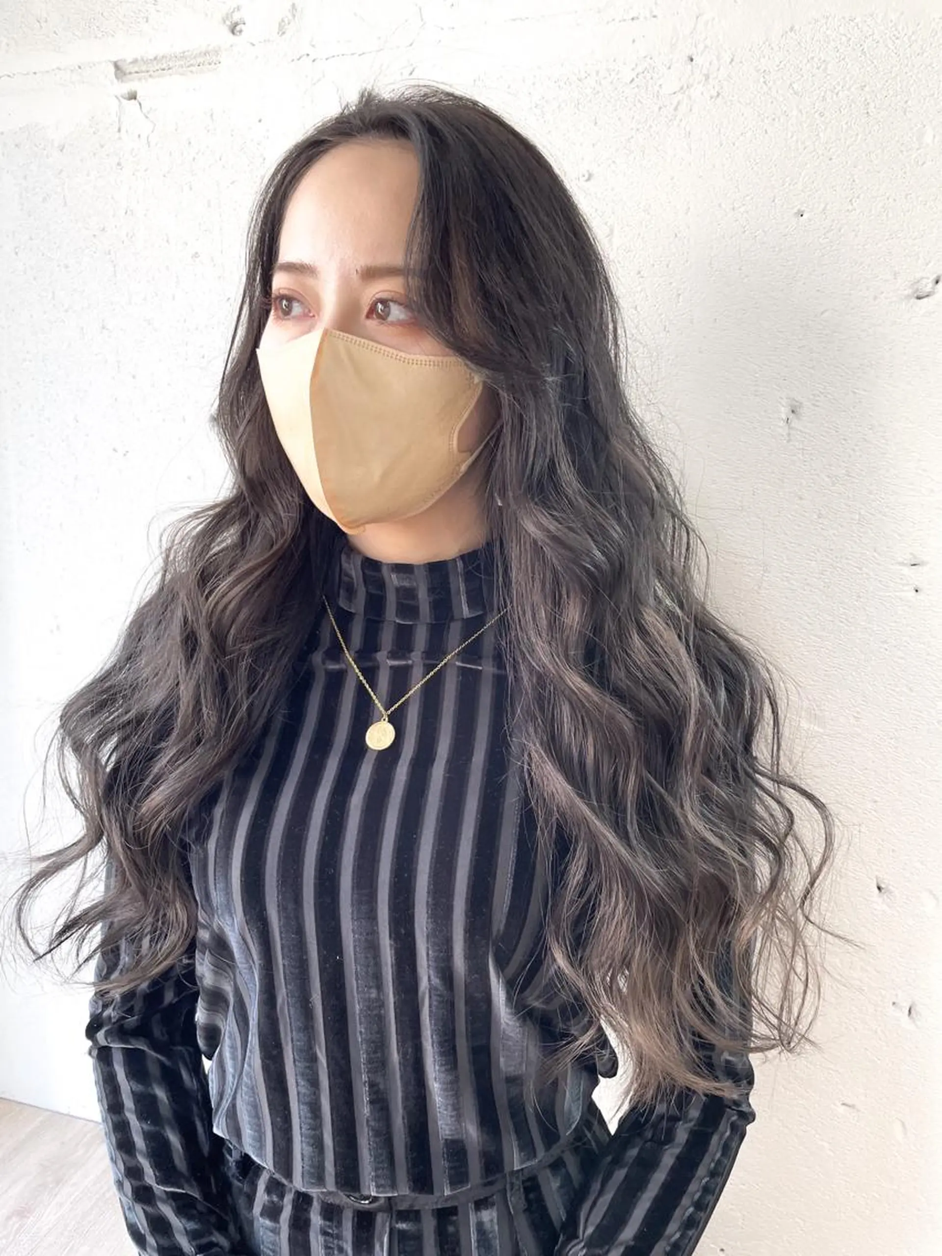 ロング ヘアカラー ショート✨ボブ✨代表 新田見美仁のヘアスタイル