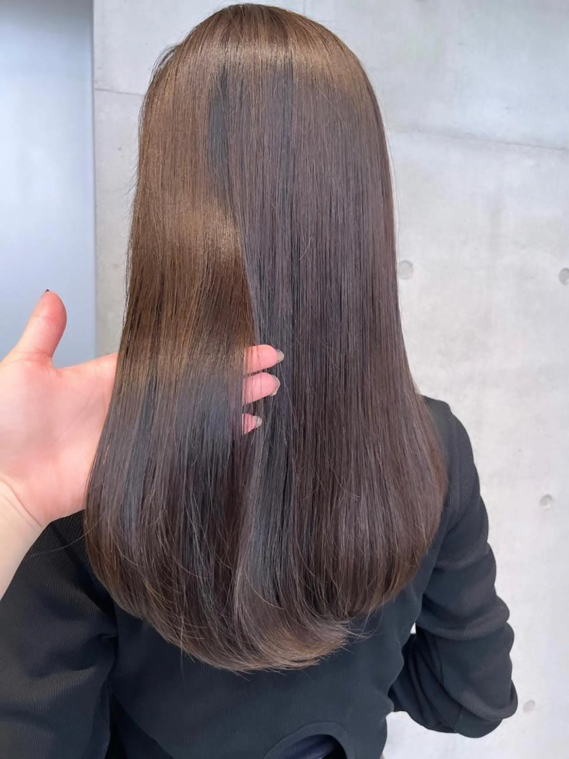 ロング カラー パーマ ヘアアレンジ カット ヘアカラー トリートメント ヘッドスパ ヘアセット 透明感/オリーブ/ グレージュ/YUKAのヘアスタイル