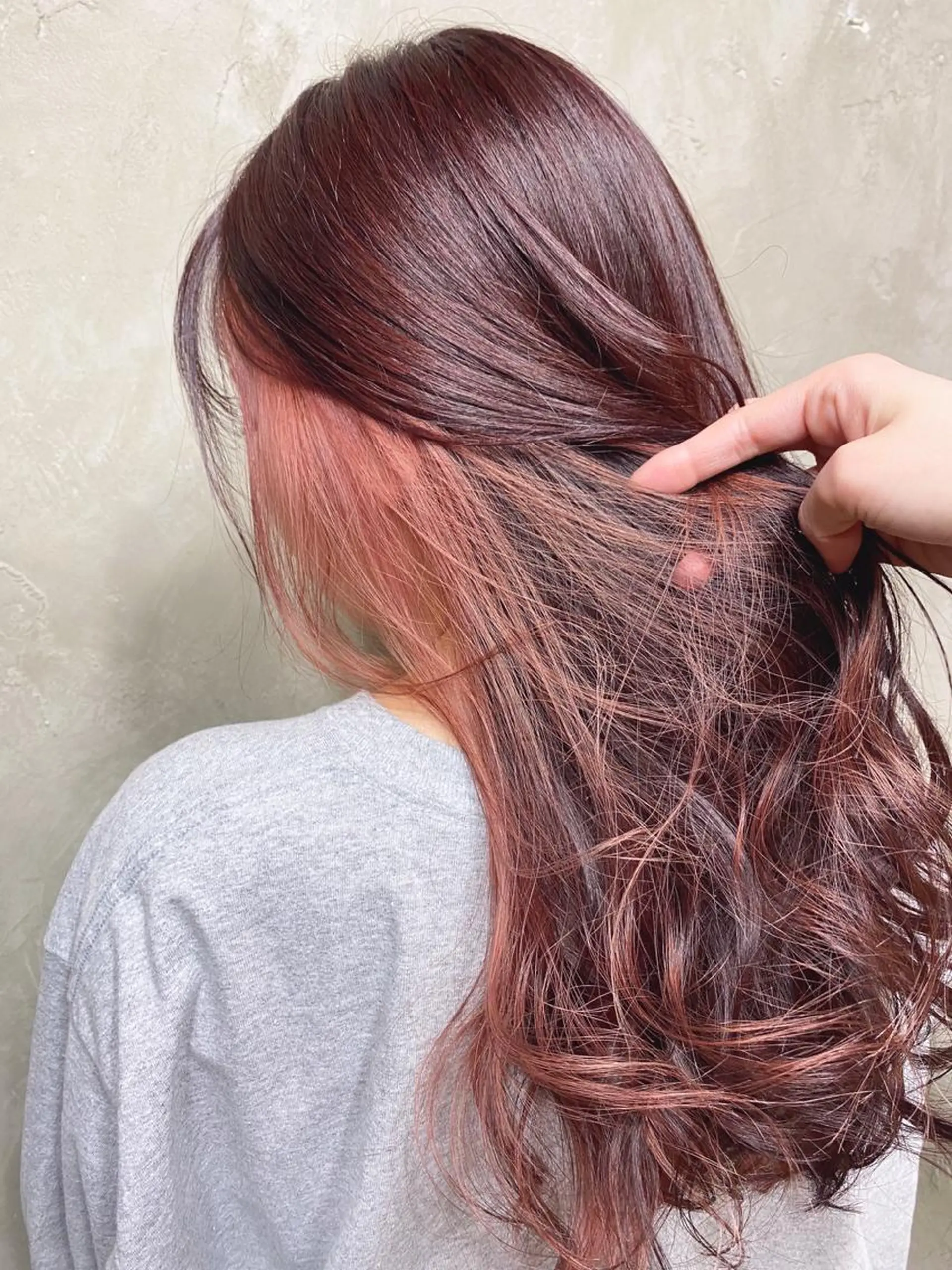 ロング カラー メンズ キッズ ネイル マツエク・マツパ メンズブリーチ ブリーチ 透明感カラー ピンクカラー カラーマツエク カット トリートメント 艶ピンク*ヘアセット 🌙shioriのヘアスタイル