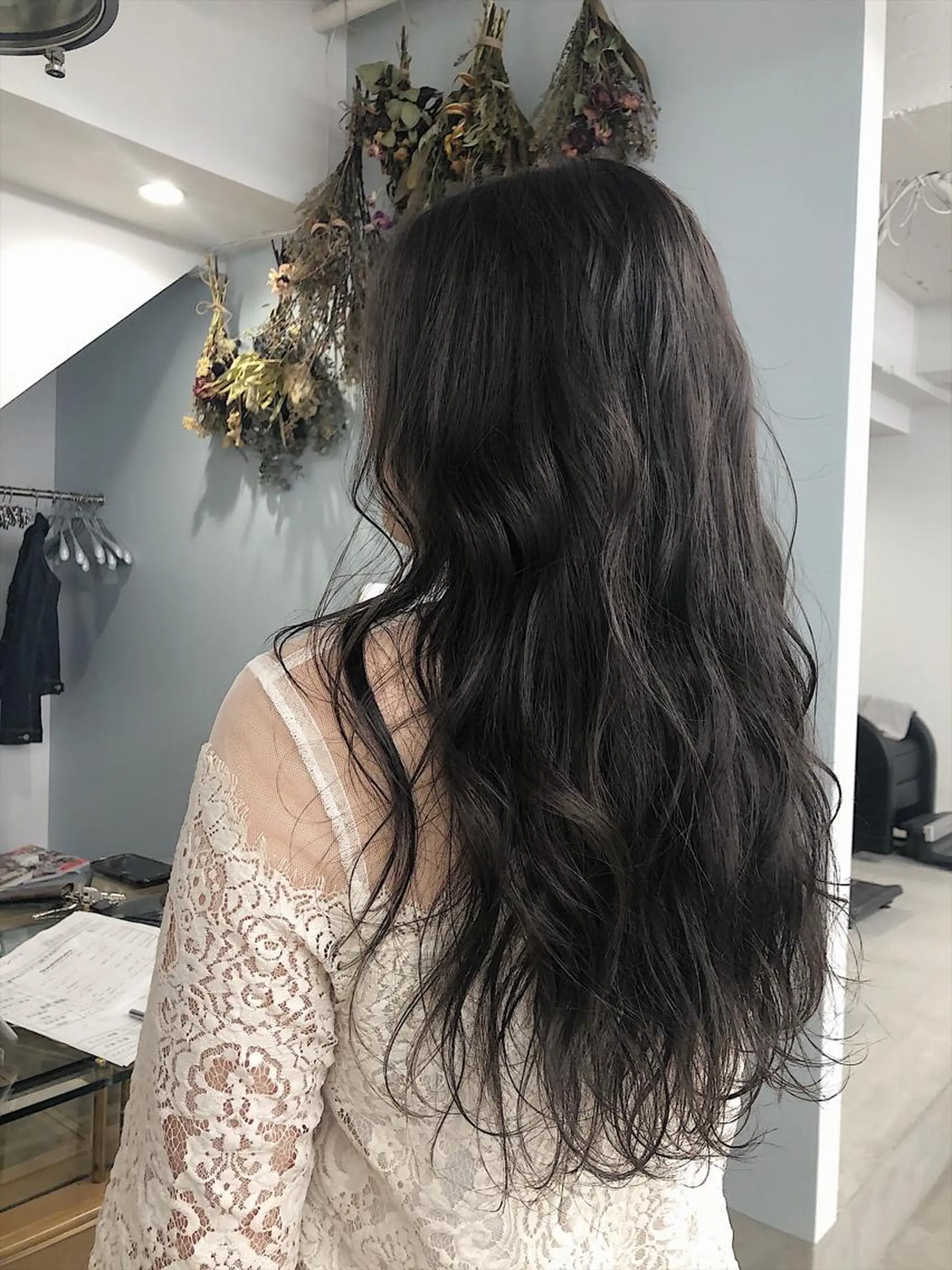 ロング カラー ヘアアレンジ Flamme Annaのヘアスタイル