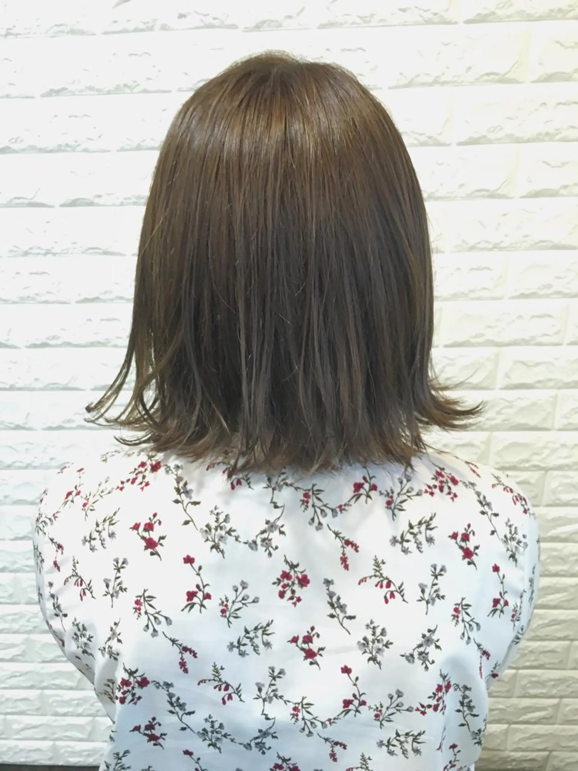 ショート カラー ヘアアレンジ 切りっぱなしボブ ボブ 🌿‬ ܸAir 透明感🌱西村知佳のヘアスタイル