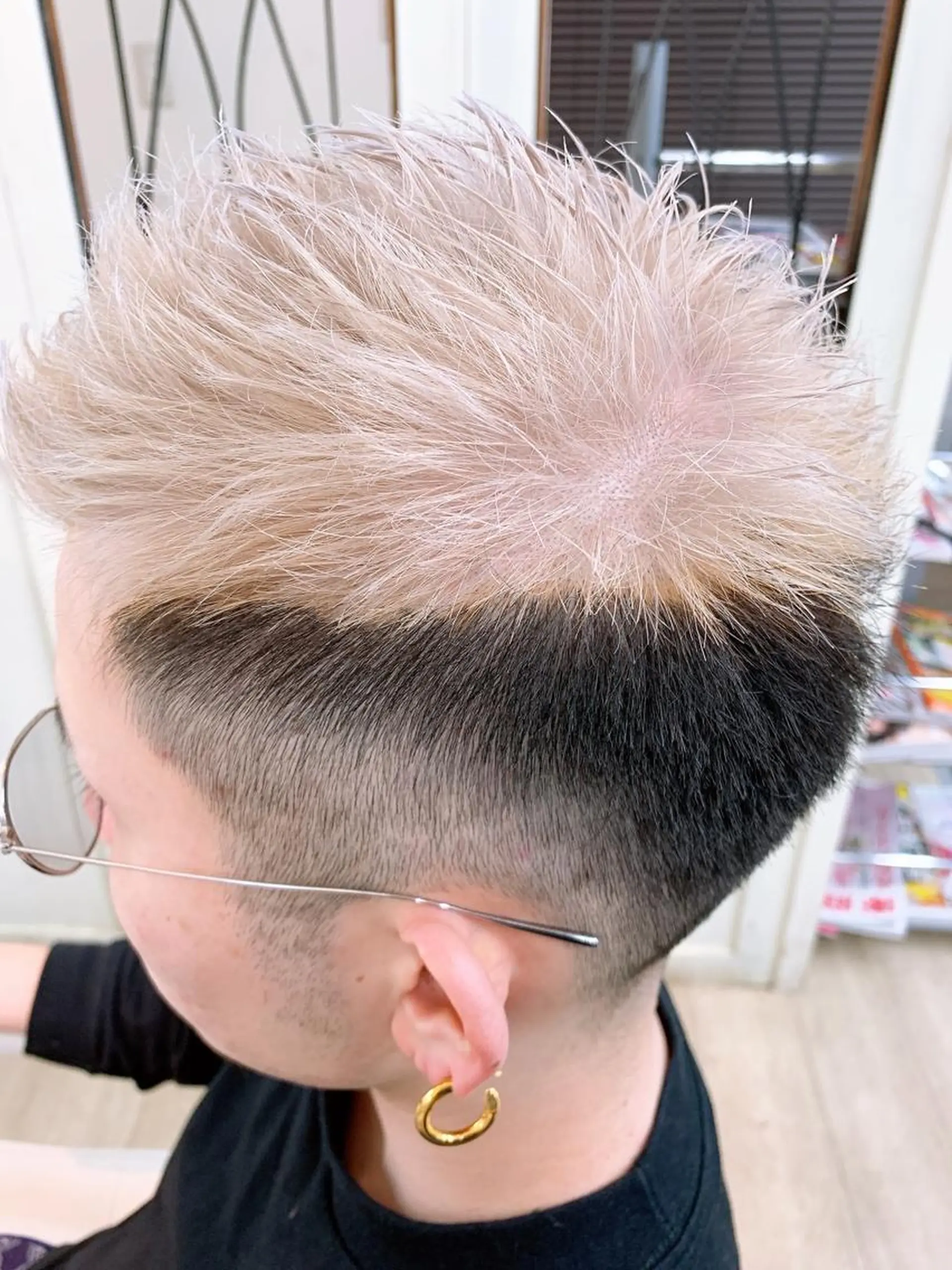 ショート カラー ベージュカラー ホワイトベージュ カット ヘアカラー Gemini代表 Maedaのヘアスタイル