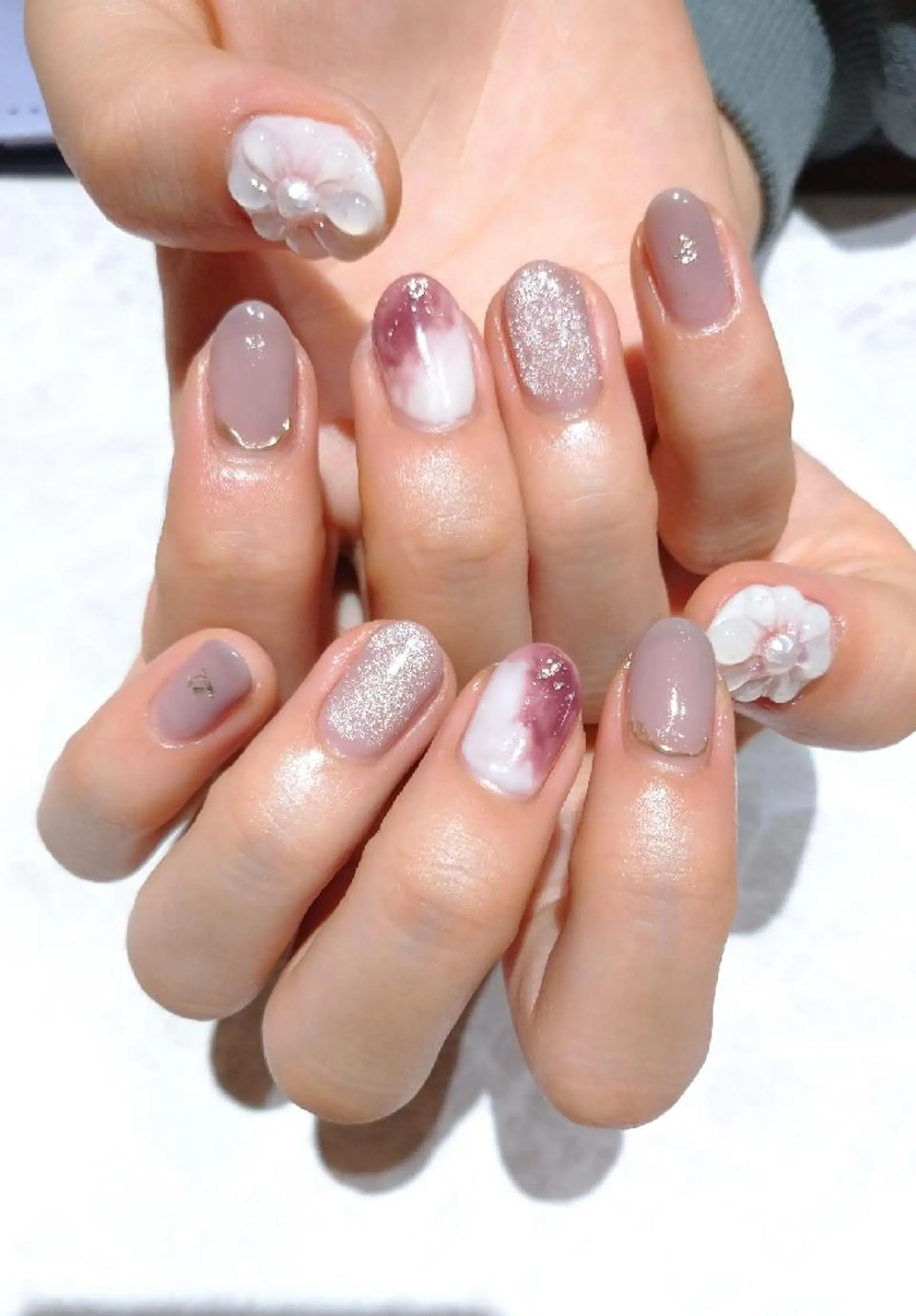 ネイル 成人式 ハンドネイル 會田 瑠衣のネイルデザイン