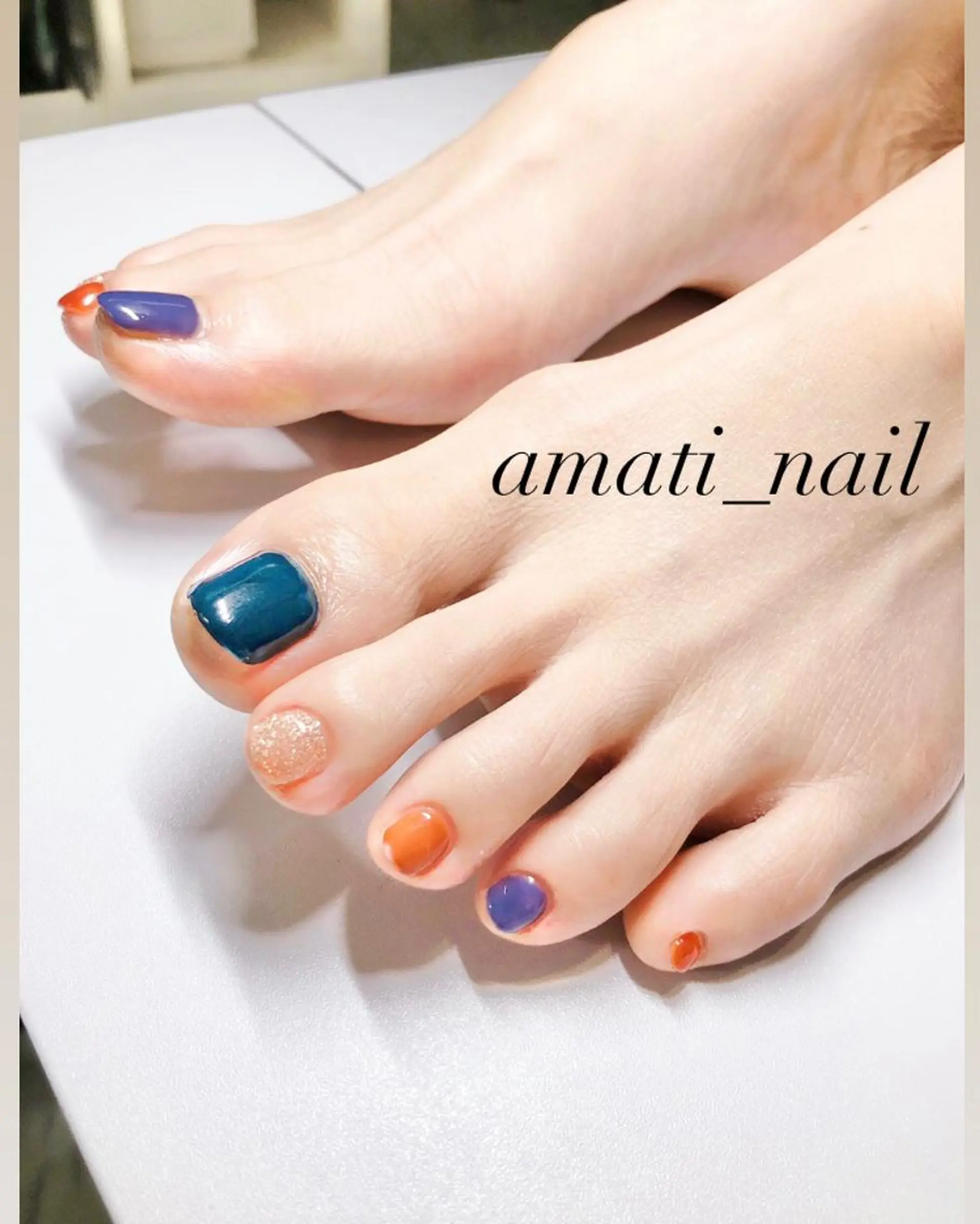 ネイル フットネイル ジェルネイル おそろいネイル ワンカラーネイル フットネイル amati_nail TAKAKOのネイルデザイン