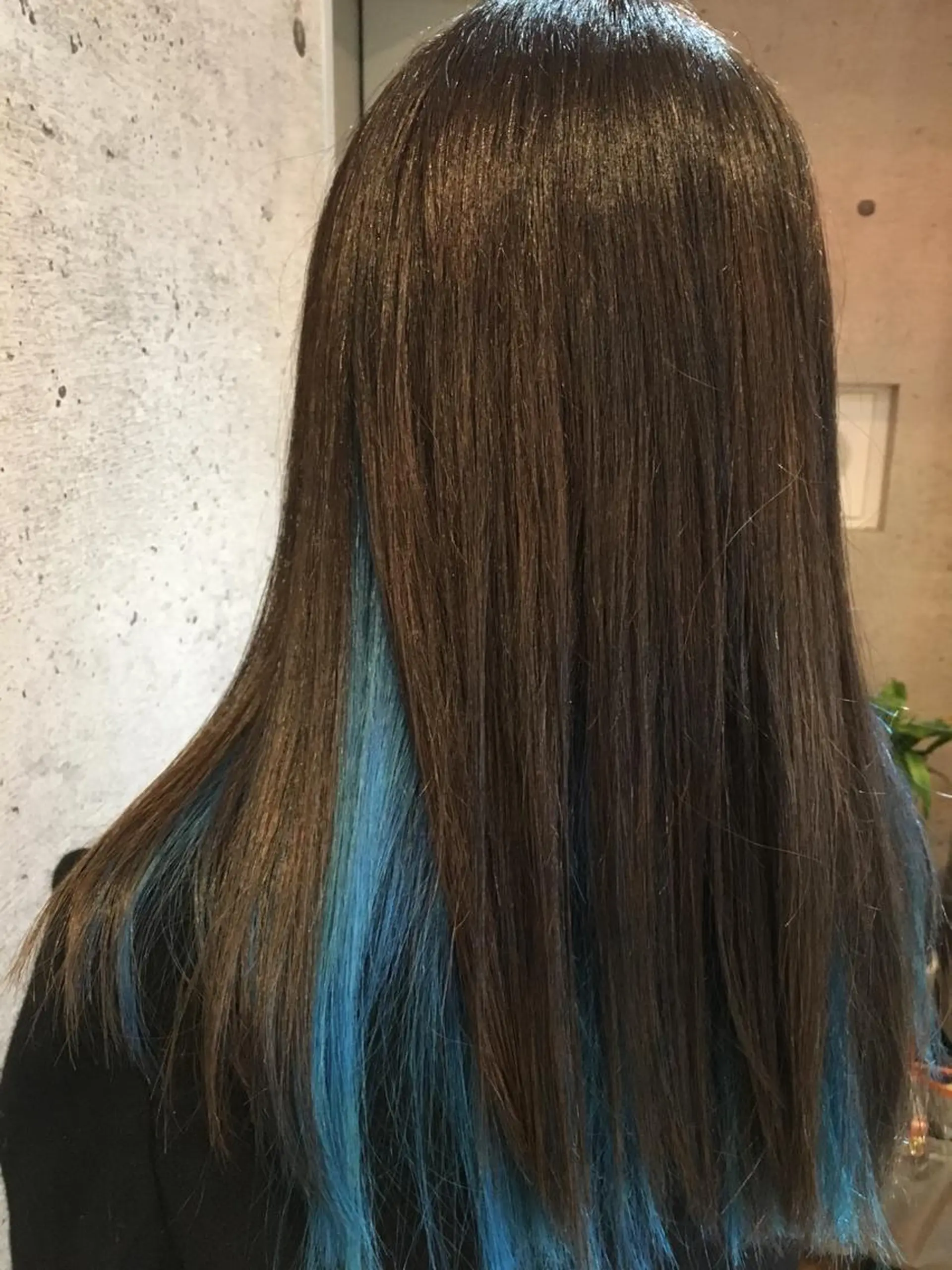 ロング カラー ブルーカラー カット ヘアカラー トリートメント Ando Raycoのヘアスタイル