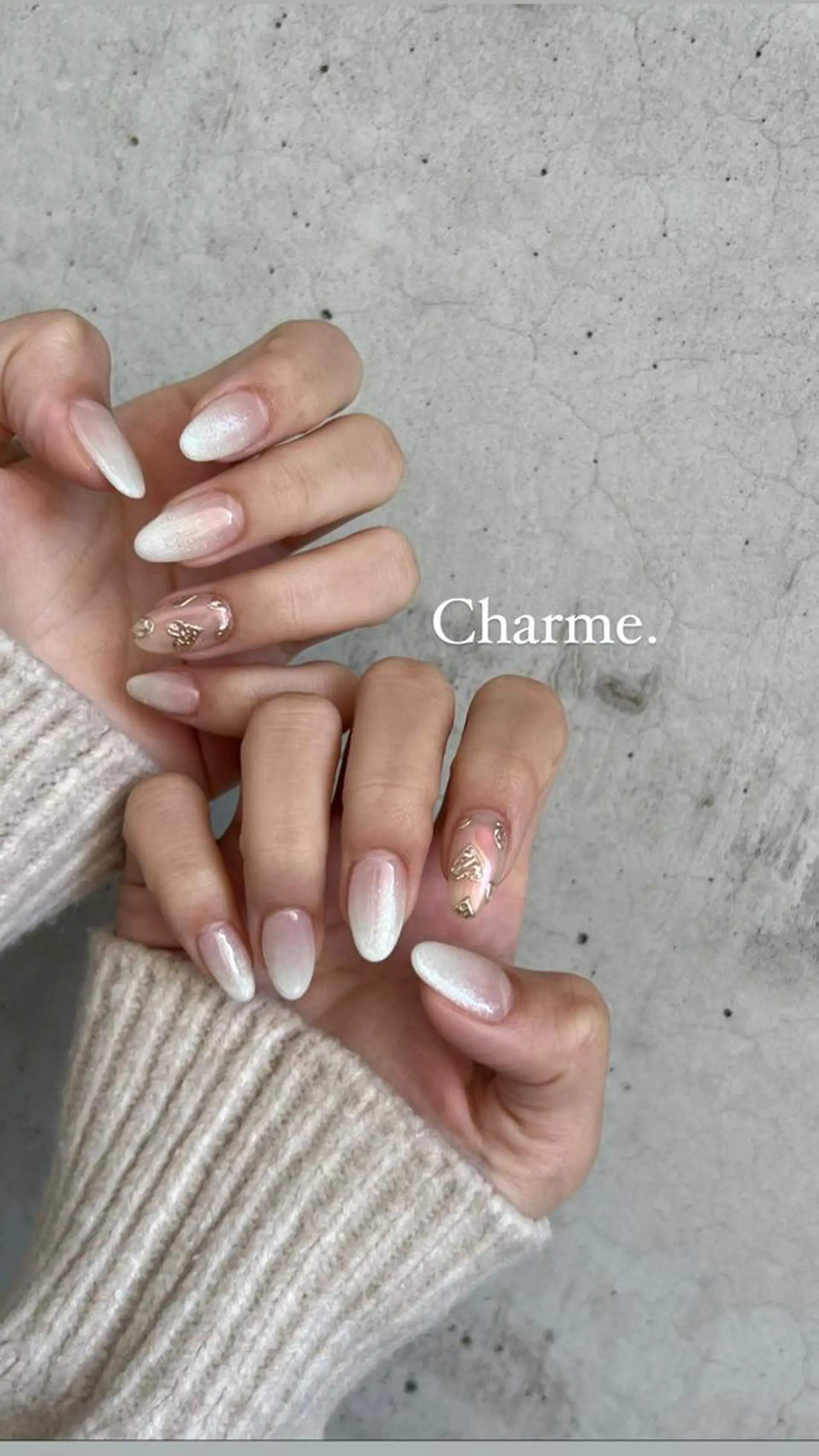 ネイル グラデーション ラメ(グリッター) 持ち込み ホワイト ハンドネイル ハンドケア Charme. NOBUKOのネイルデザイン