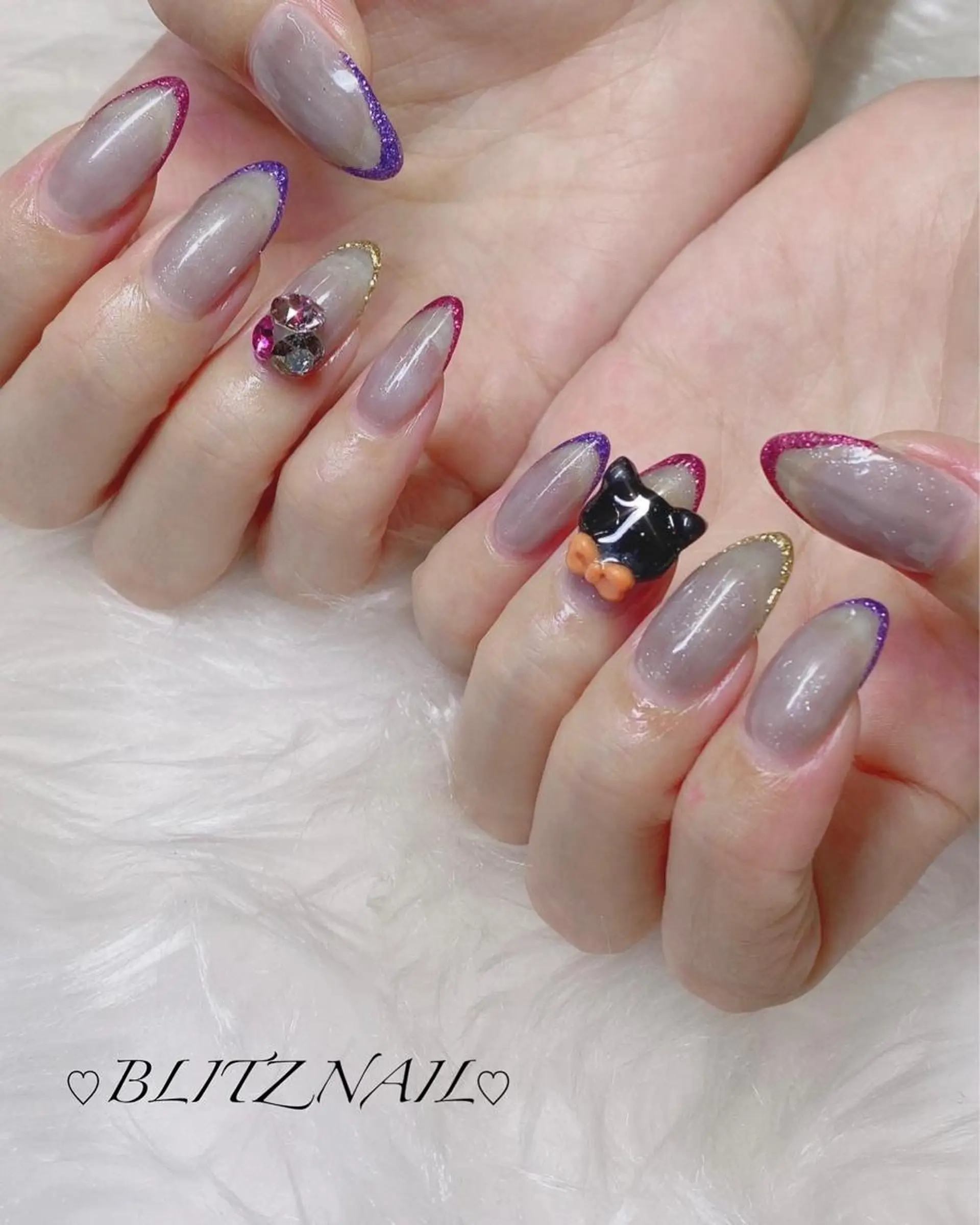 ネイル ストーンネイル BLITZ Nail 岩田💅🏻✨のネイルデザイン