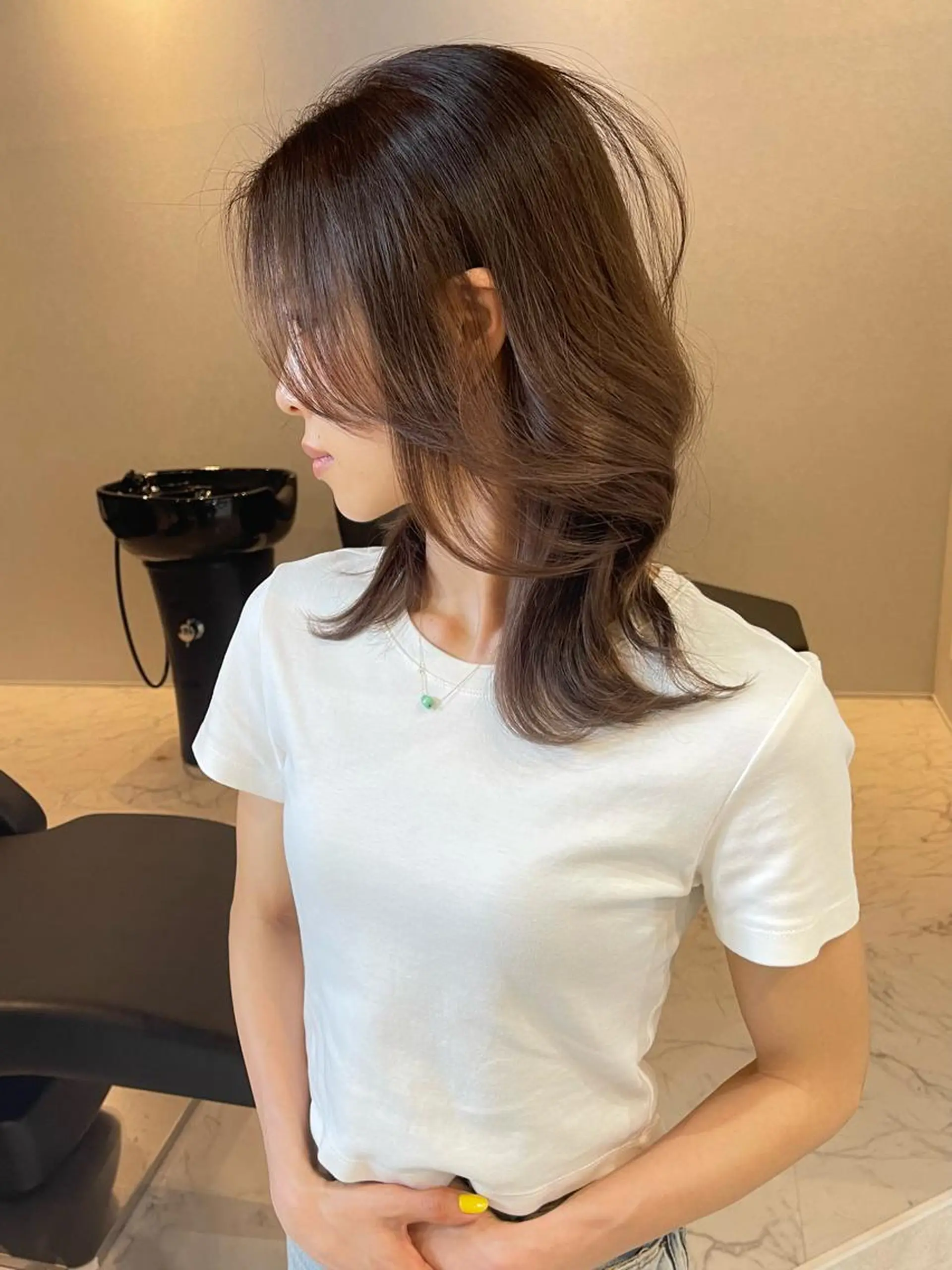 ミディアム カラー ヘアアレンジ バレイヤージュ デザインカラー ハイライトカラー 外国人風カラー ハイライト アンドウ ユウ/ レイヤーカット/韓国のヘアスタイル