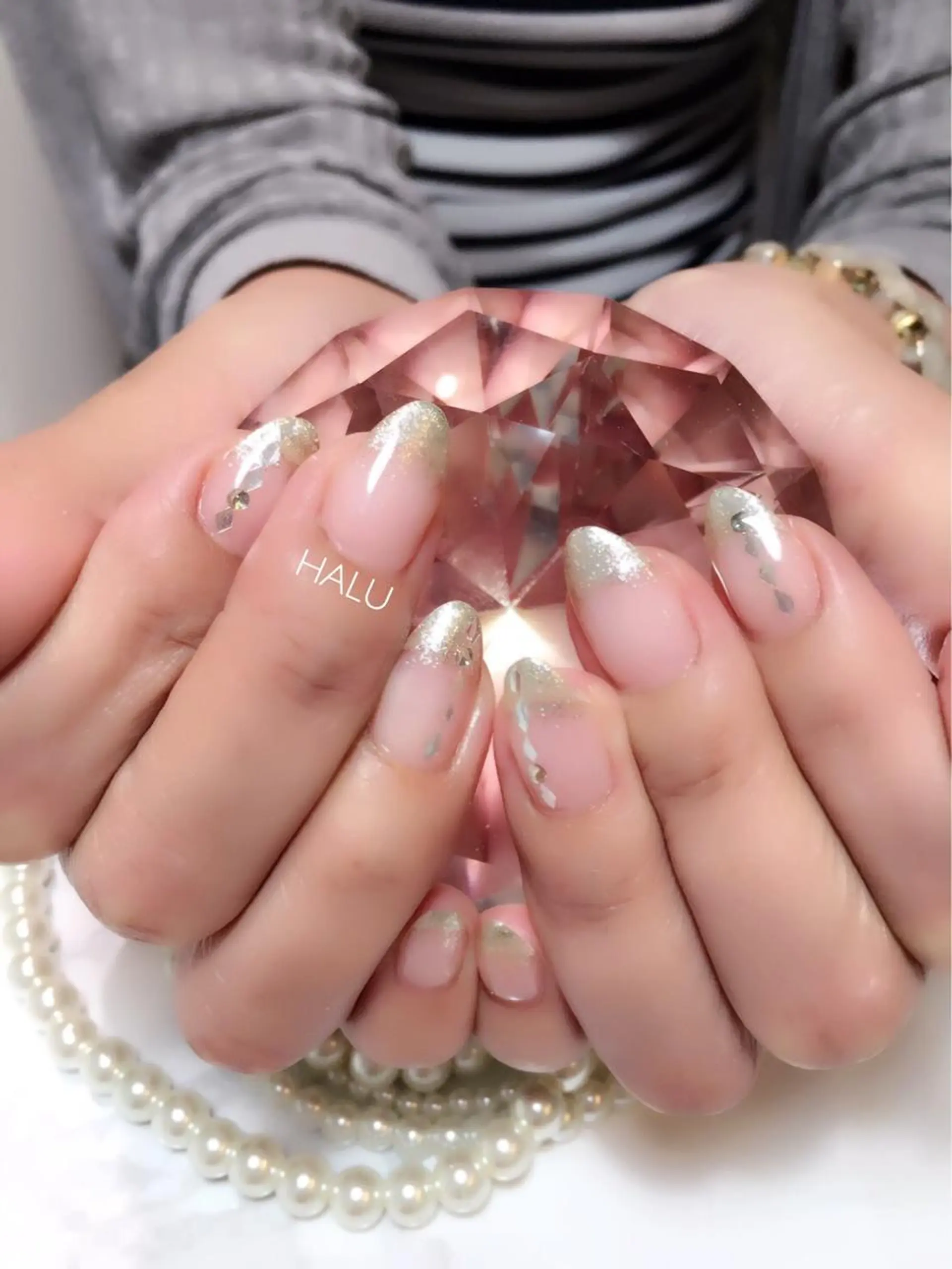 ネイル アートネイル グラデーション ホログラムネイル ラメ(グリッター) ラメグラデーション HALU ハルのネイルデザイン