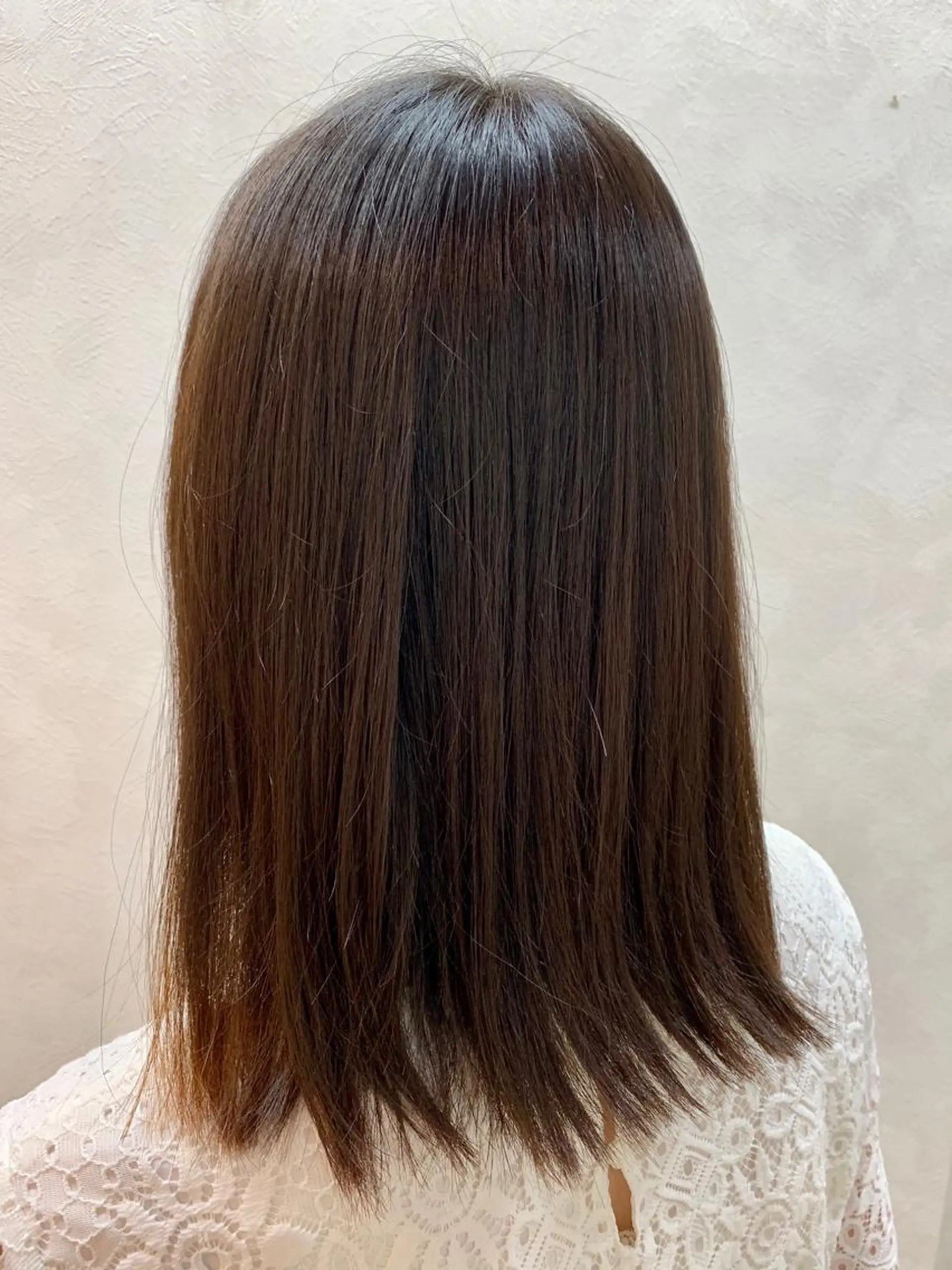 ミディアム 加藤 遥花のヘアスタイル