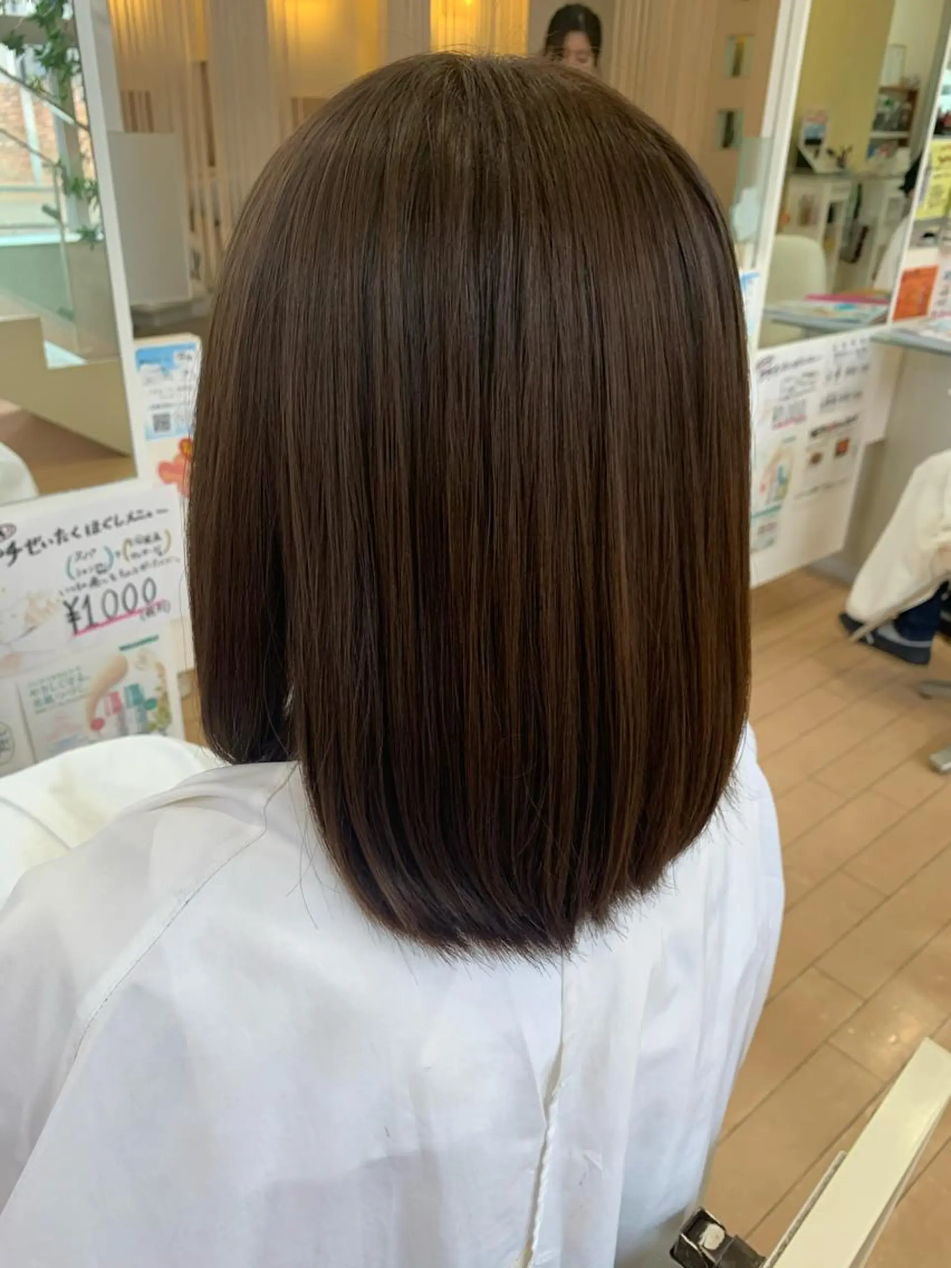ミディアム カラー アッシュ ヘアカラー 吉川 茉由子のヘアスタイル