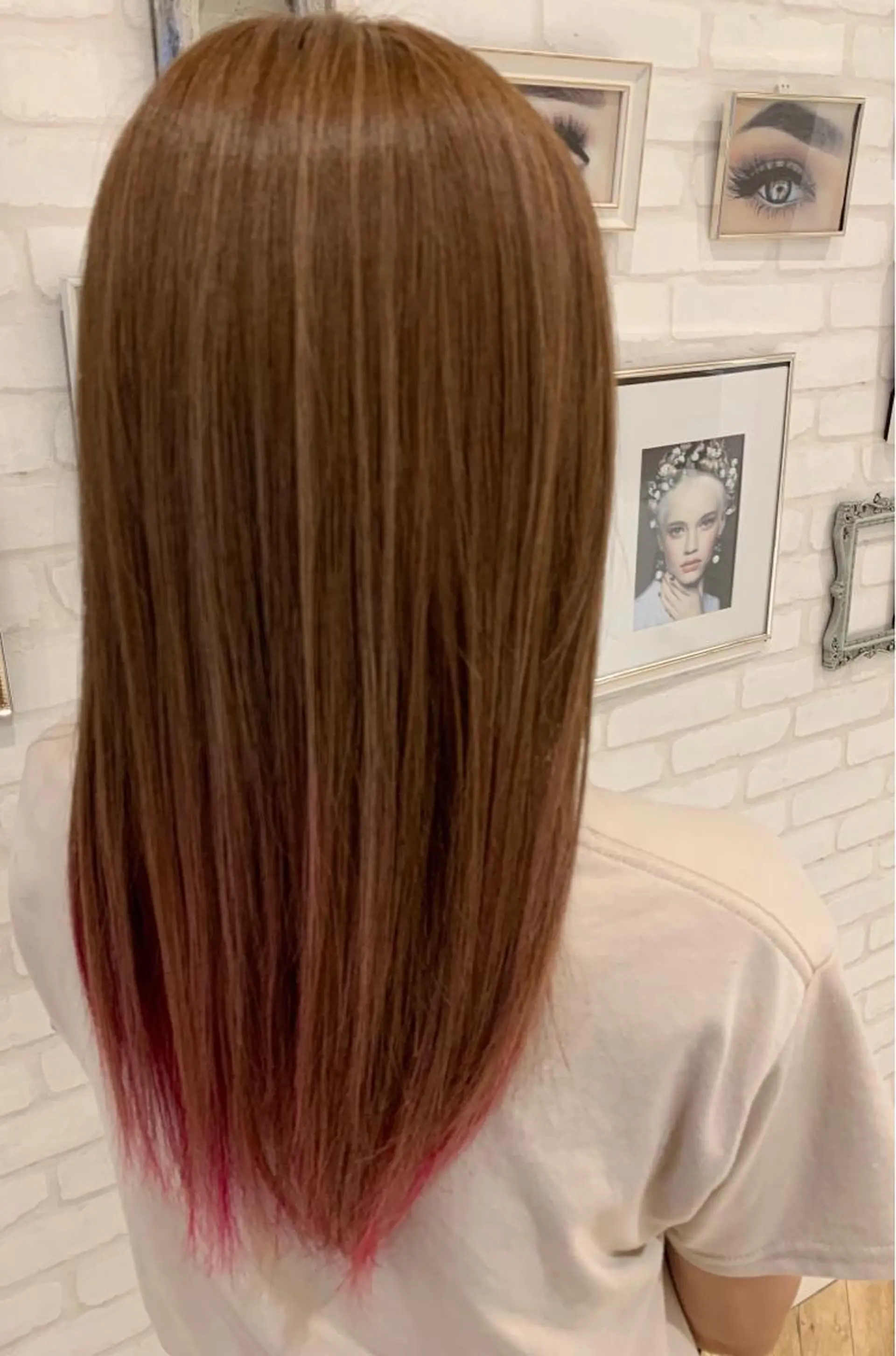 ロング カラー アッシュ ベージュカラー ブリーチ ハイライトカラー インナーカラー Gain Nanamiのエステ・リラクイメージ