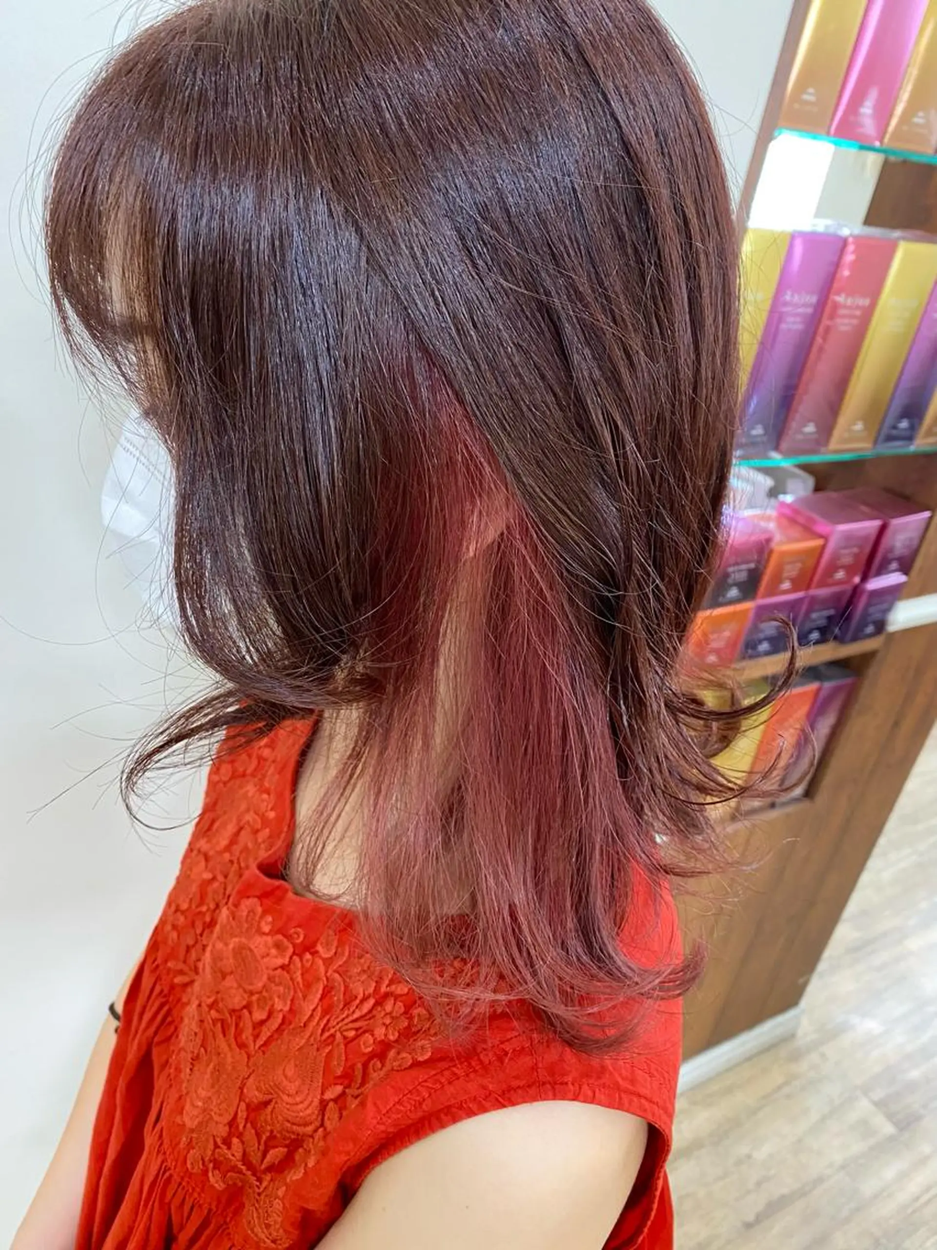 カラー SALOWIN栄 高須大貴のヘアスタイル