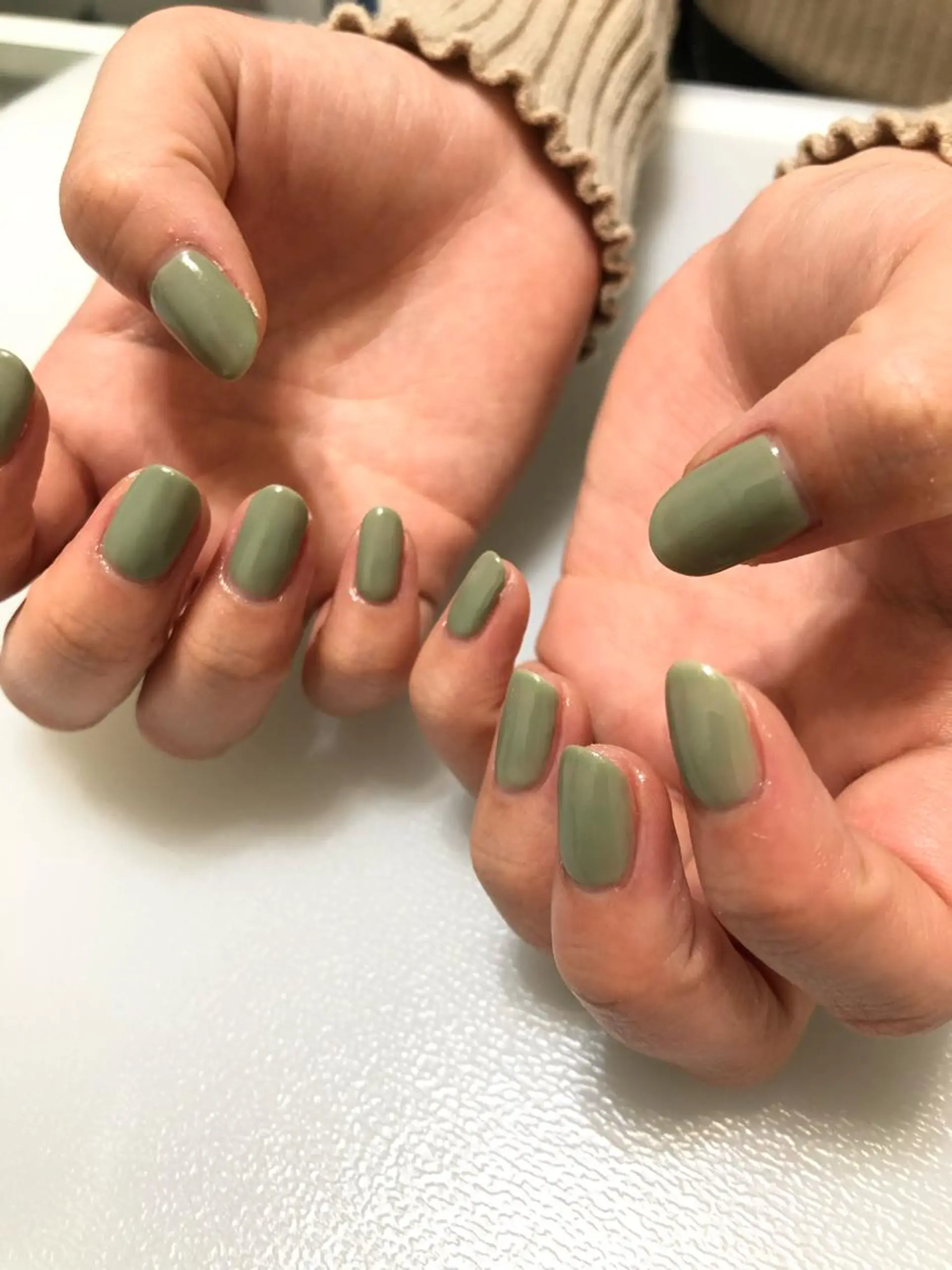 ネイル ワンカラーネイル ピスタチオネイル ere beauty nailのネイルデザイン