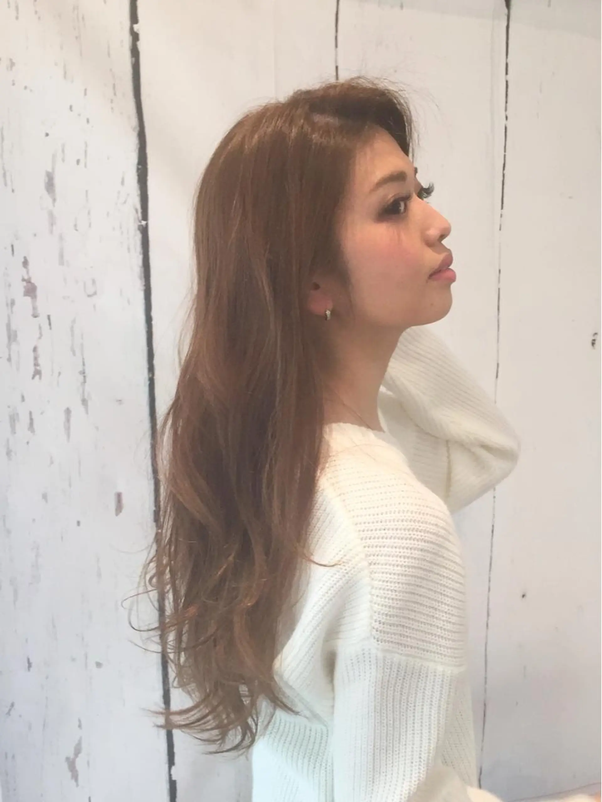 セミロング カラー グレージュ 髪質改善・艶髪特化 木村侑平のヘアスタイル