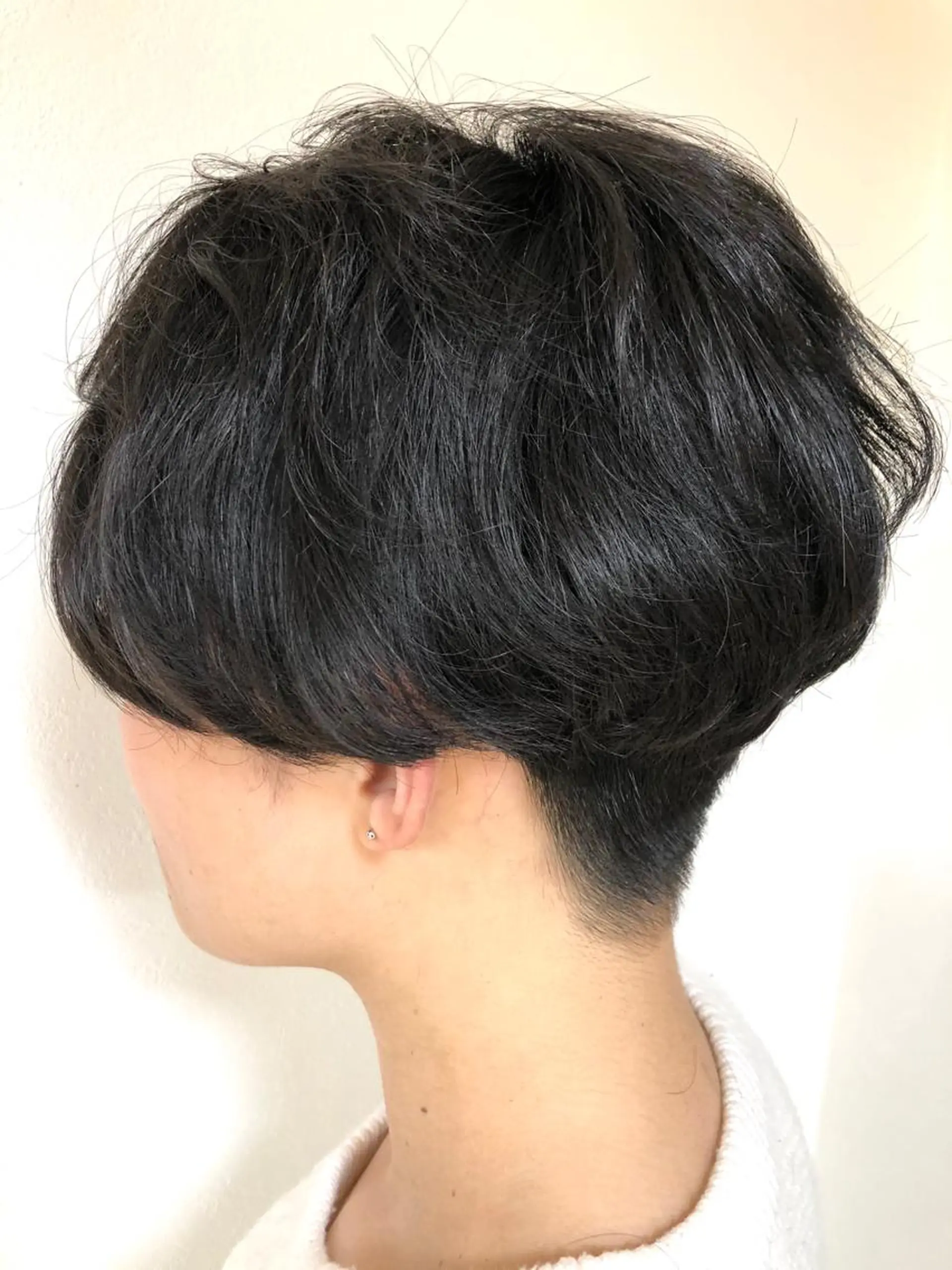 ショート うる艶レイヤーカット hinakoのヘアスタイル