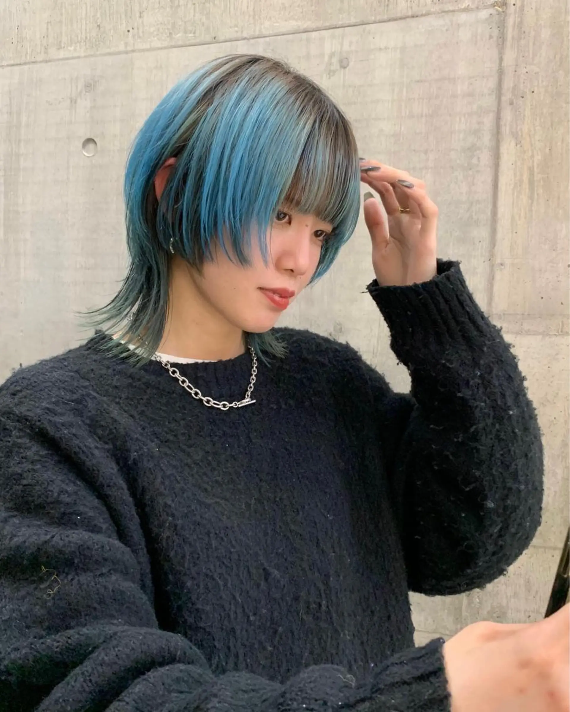 ミディアム カラー ウルフカット カット ヘアカラー トリートメント ヘアセット 中性ウルフカット ケアブリーチ/ケイトのヘアスタイル