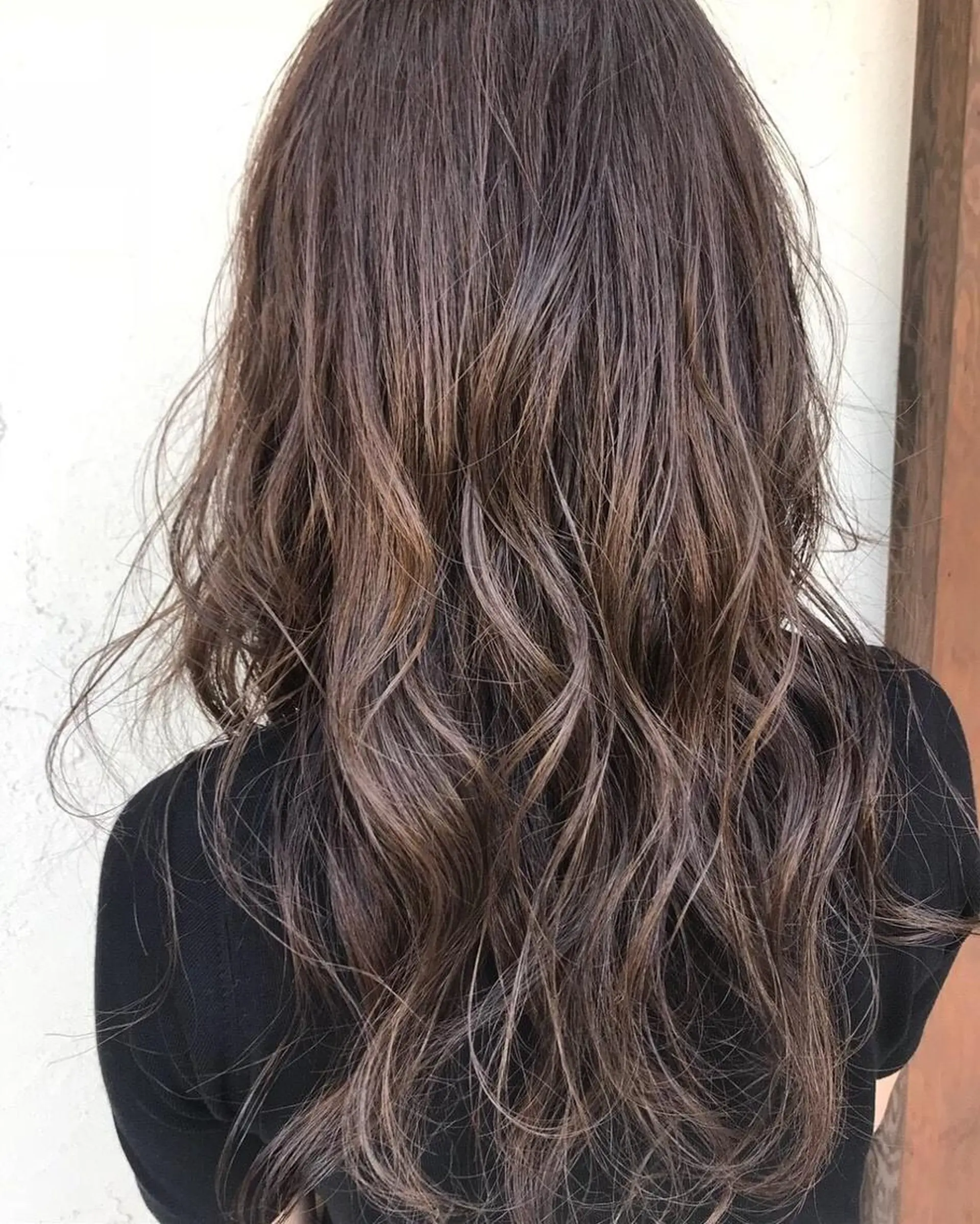 ロング シールエクステ/ ハイトーンカラーのヘアスタイル