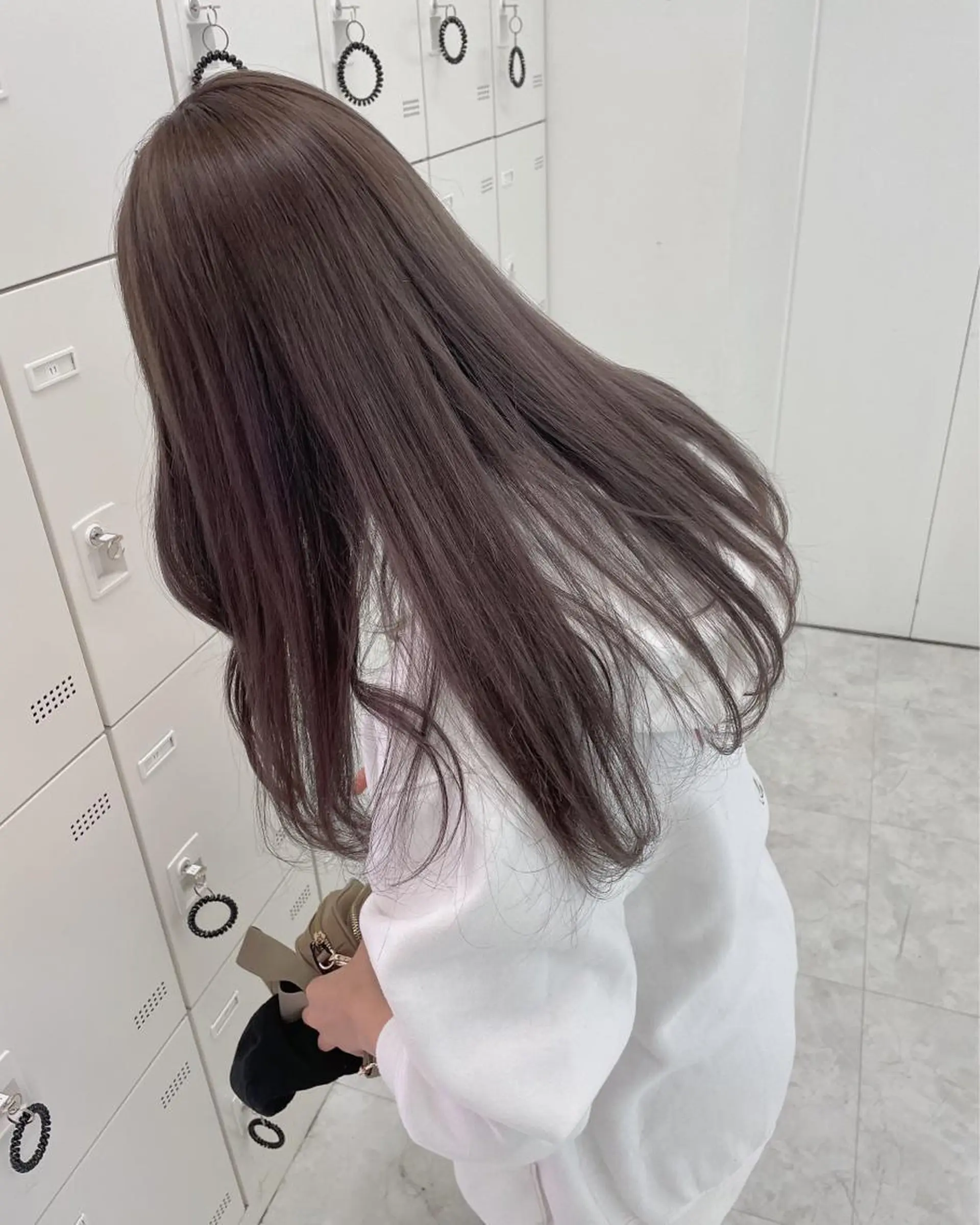 ロング カラー ヘアカラー トリートメント 💗🤍透明感カラー 🤍💗kanonのヘアスタイル