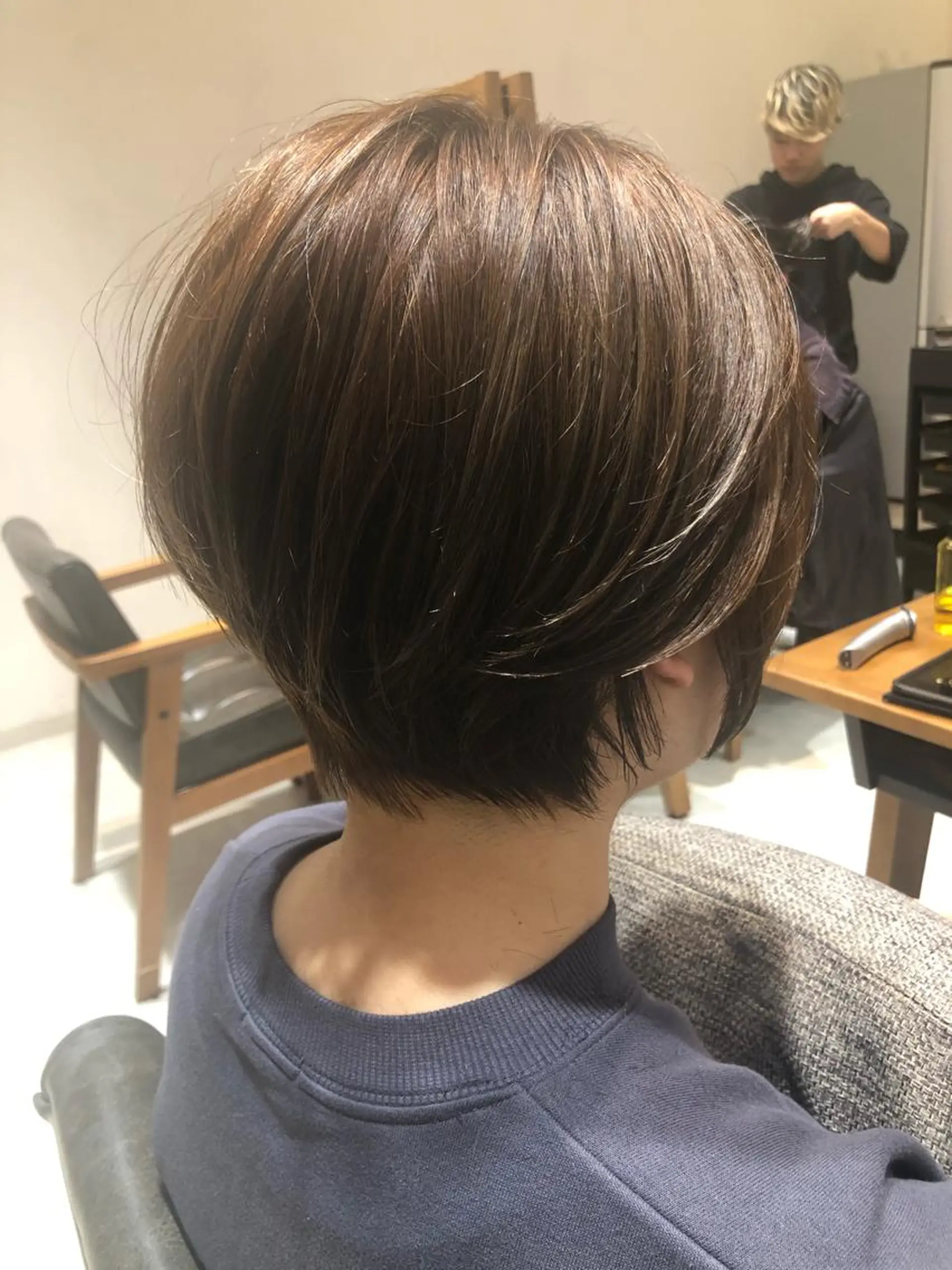ショート カラー 🌟イメチェン美容師 🌟清水 大輝のヘアスタイル