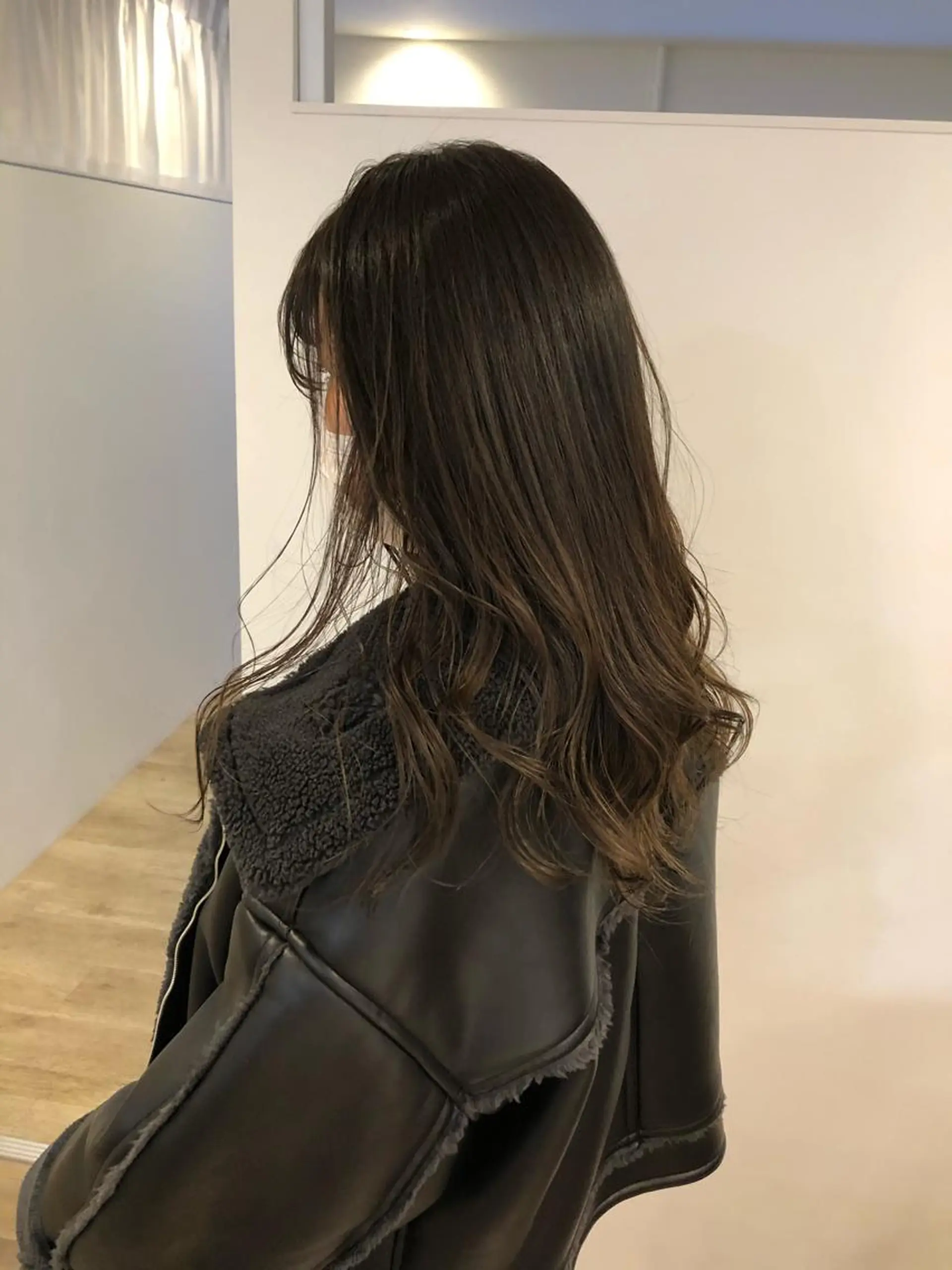 カラー 大迫 江梨のヘアスタイル