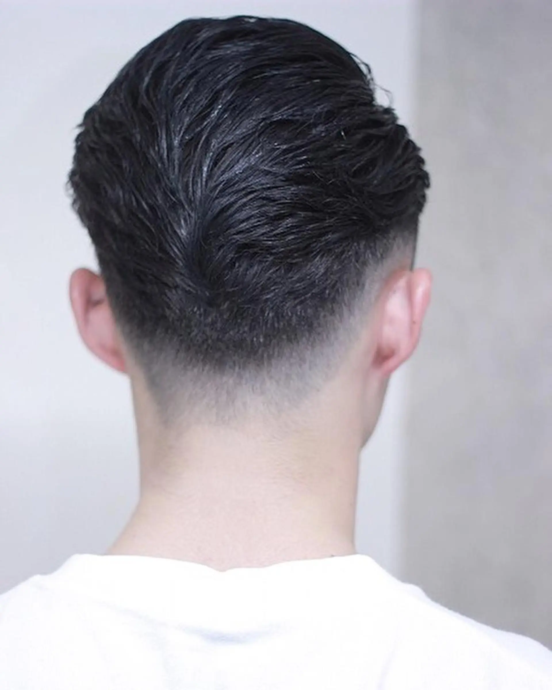 ショート パーマ メンズ フェードカット メンズパーマ 及川 光のヘアスタイル