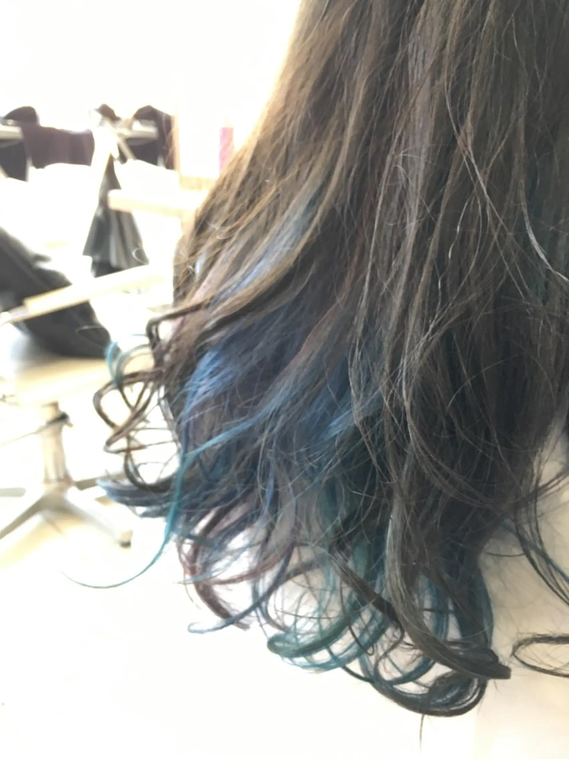 ミディアム カラー インナーカラー カット トリートメント 白髪ぼかしハイライト 柳川拓哉のヘアスタイル