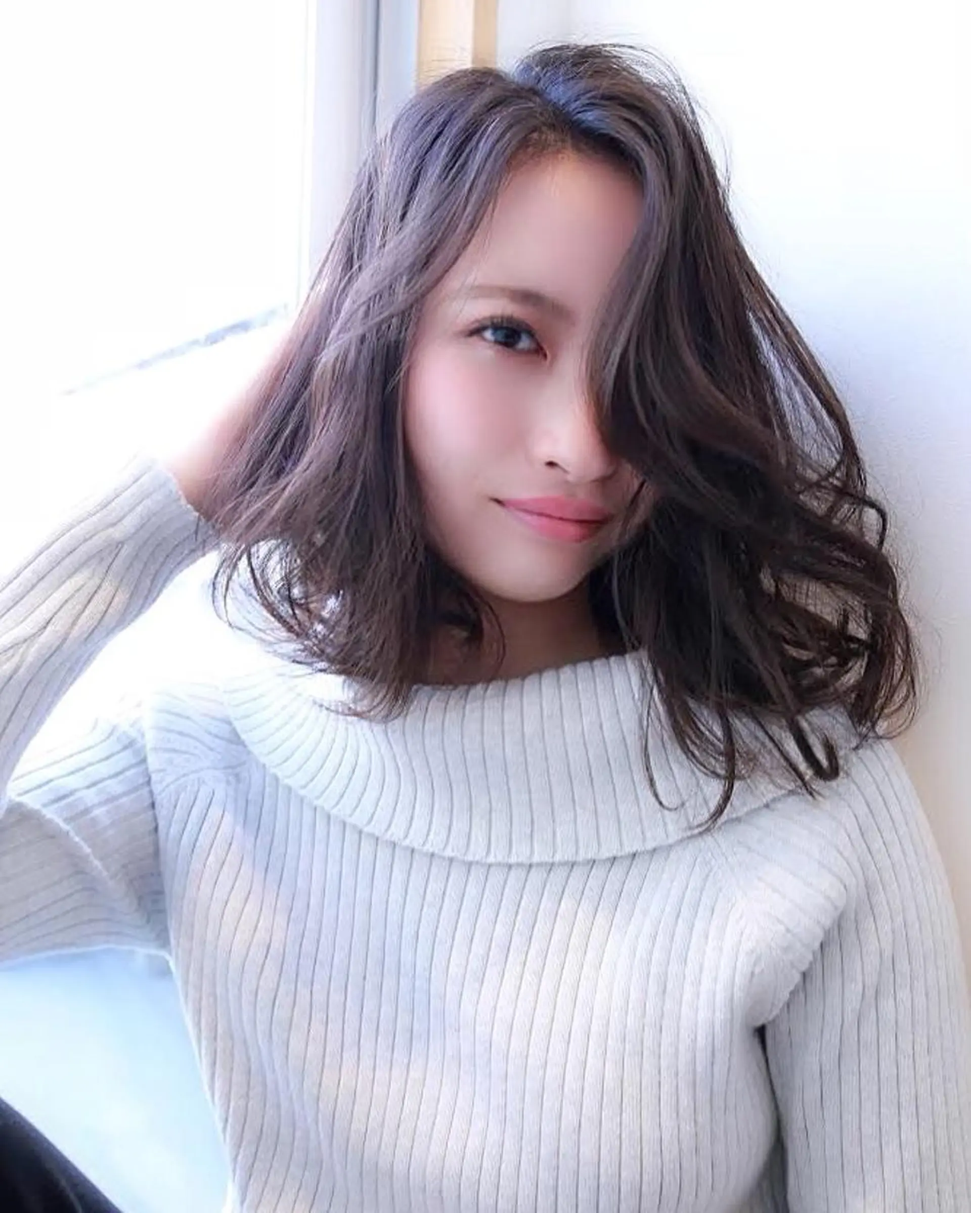 ミディアム カラー パーマ グレージュ トップスタイリスト 💙藤原 純のヘアスタイル