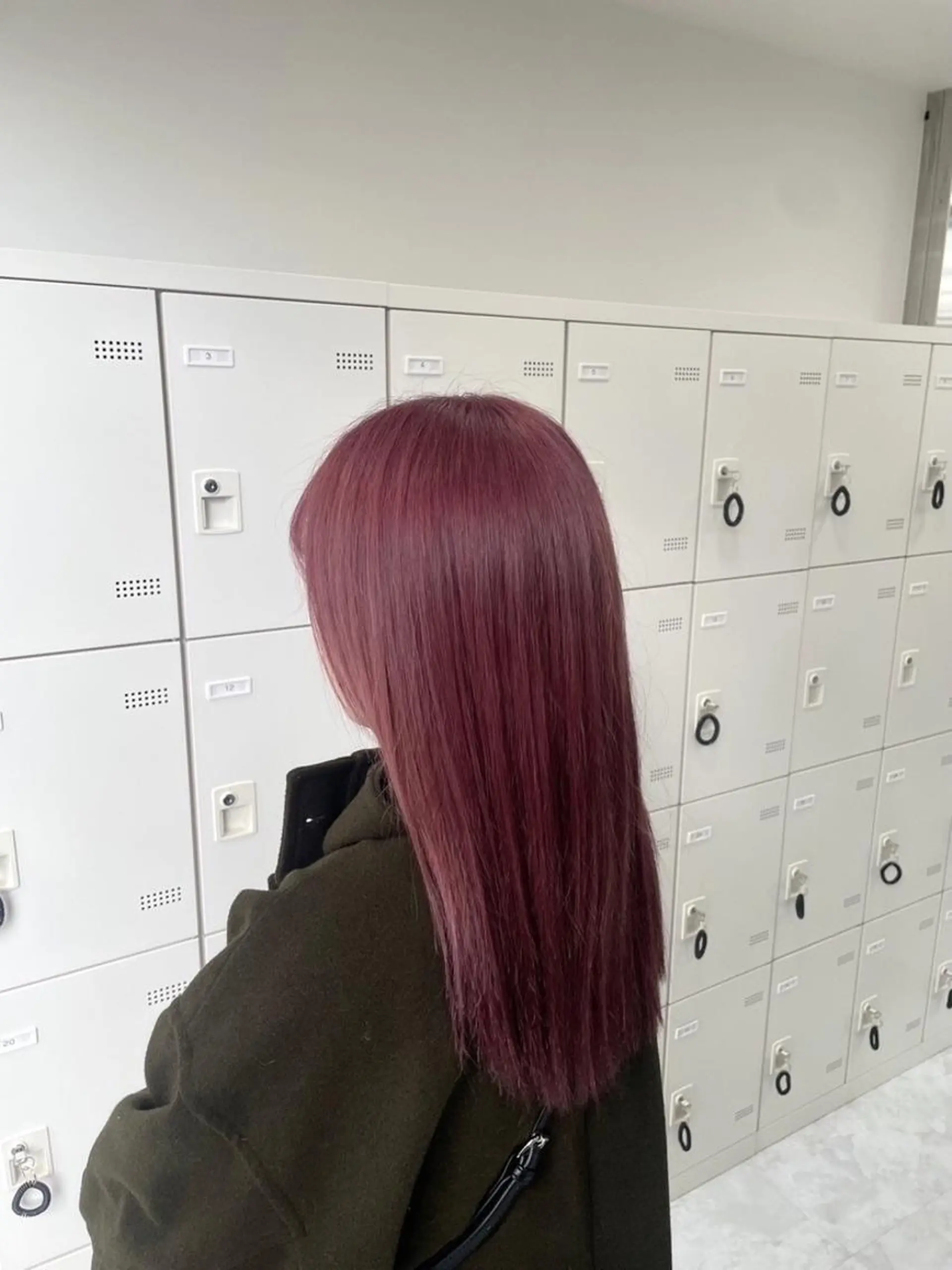 カラー 赤み消し透明感🩶 銀座Ryota🩶のヘアスタイル