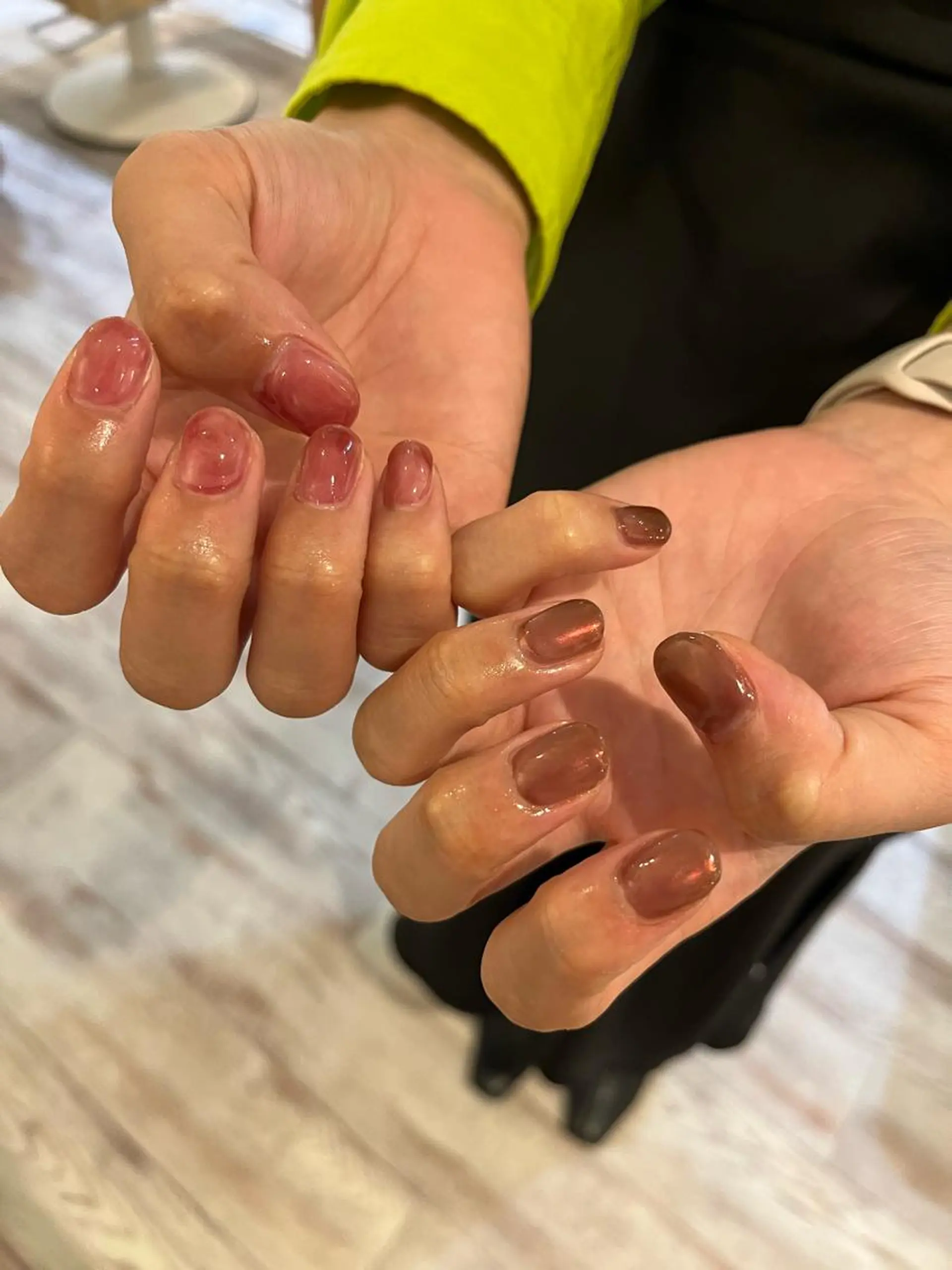 ネイル ハンドネイル une／YUKINA 🫧大人nuanceのネイルデザイン