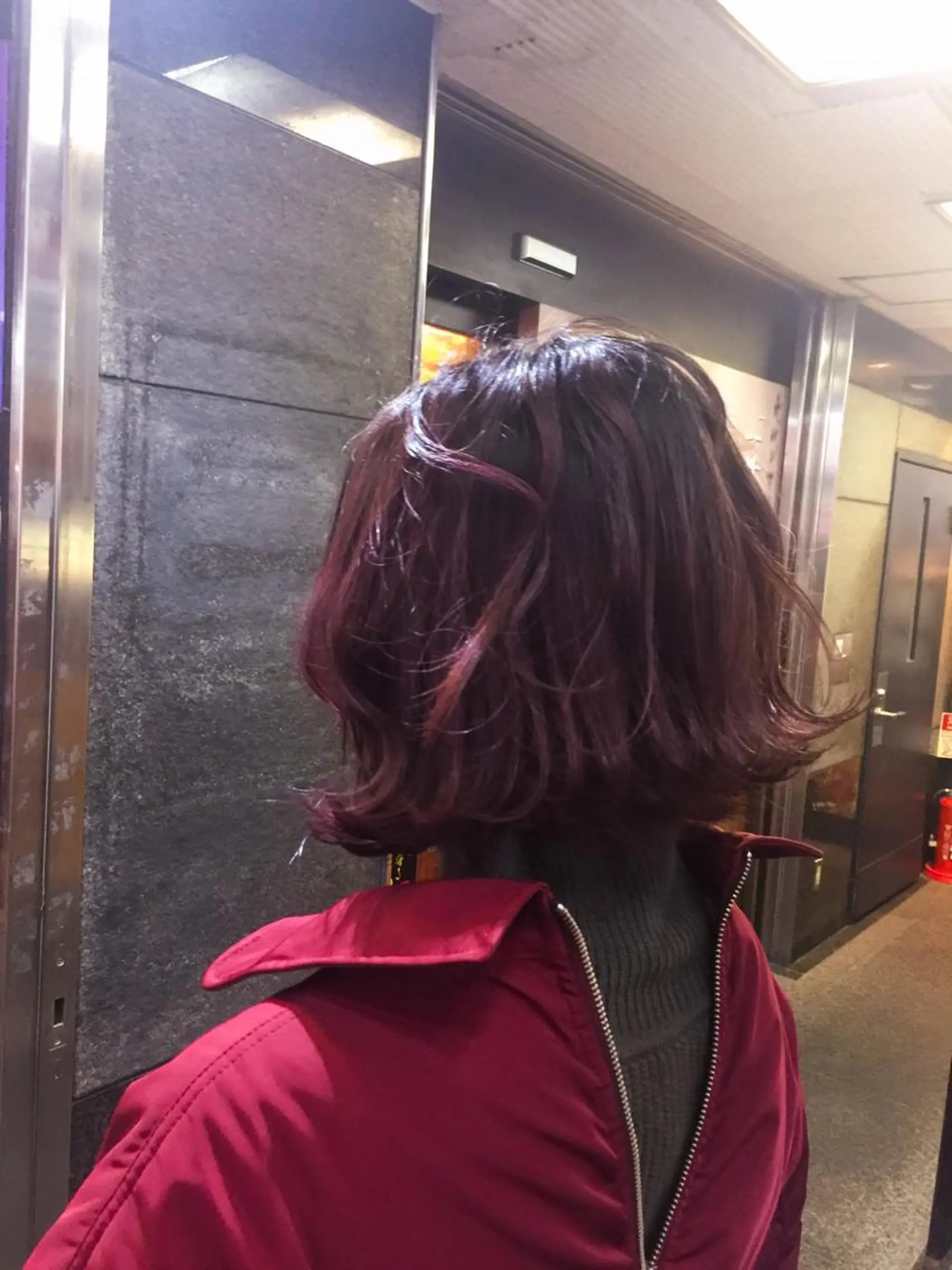 ミディアム カラー グラデーションカラー ラベンダーカラー ピンクカラー ピンクラベンダー ホワイト&レイヤーカ ットエクステ長畠俊輔のヘアスタイル