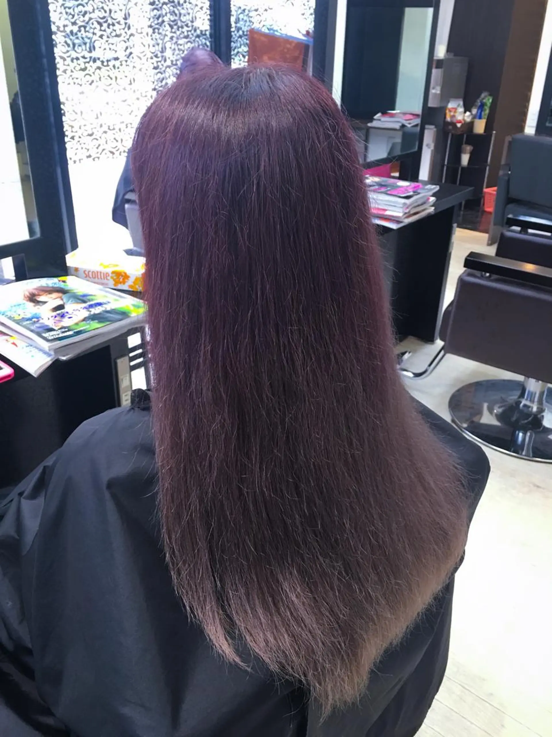 ロング カラー グラデーションカラー ピンクカラー BREK 袋井店のヘアスタイル