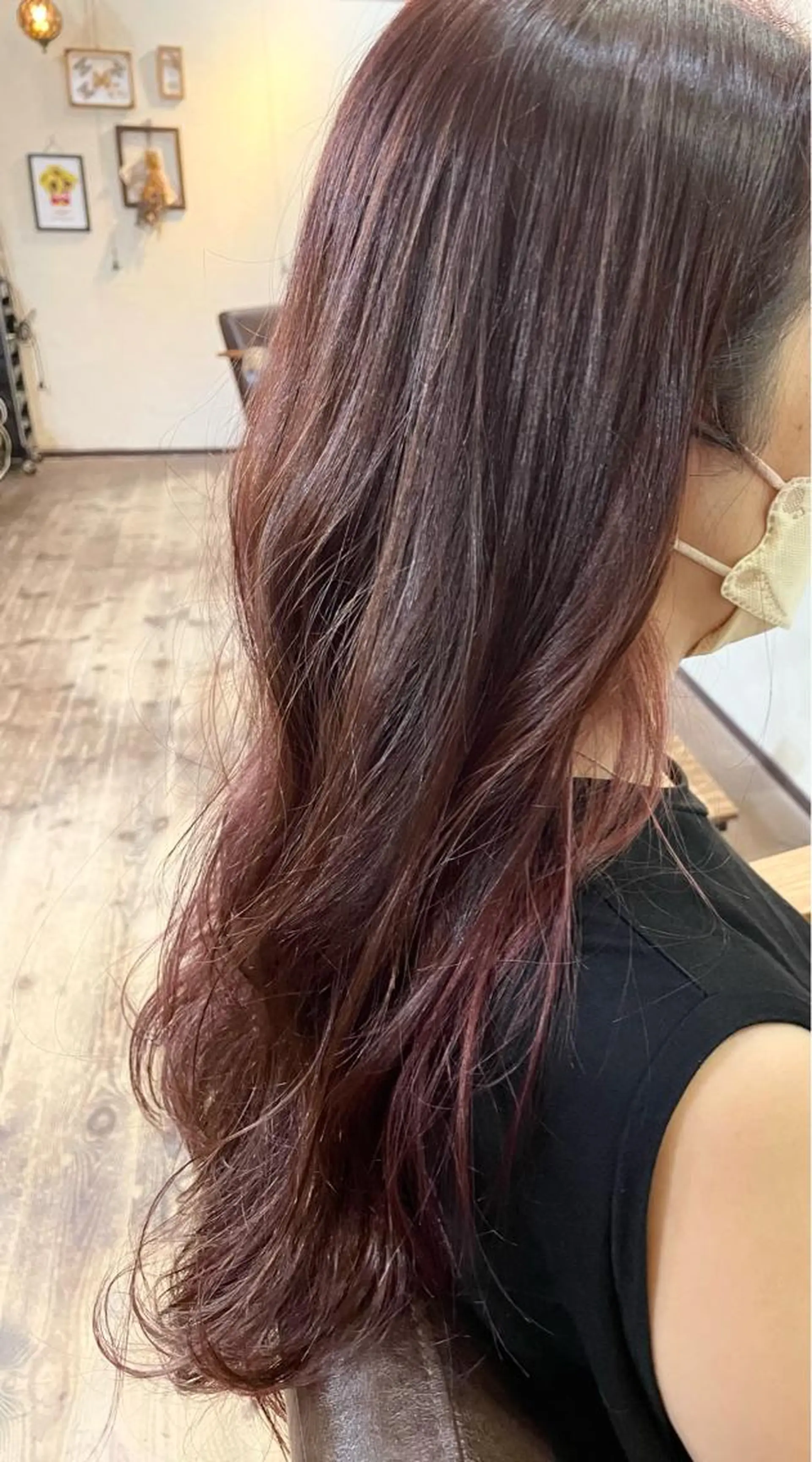 ロング カラー ブリーチ イヤリングカラー ピンクカラー パープルカラー 箱守 さやかのヘアスタイル