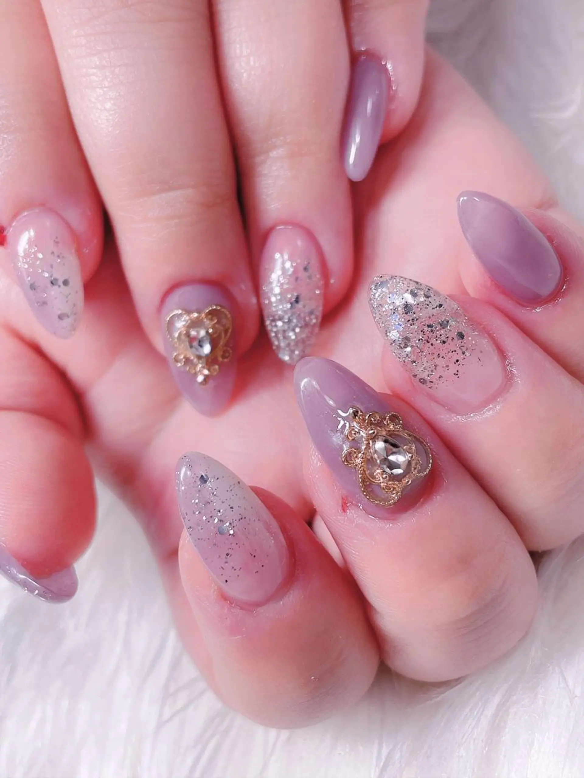 ネイル AngelChris ビューティーサロンのネイルデザイン